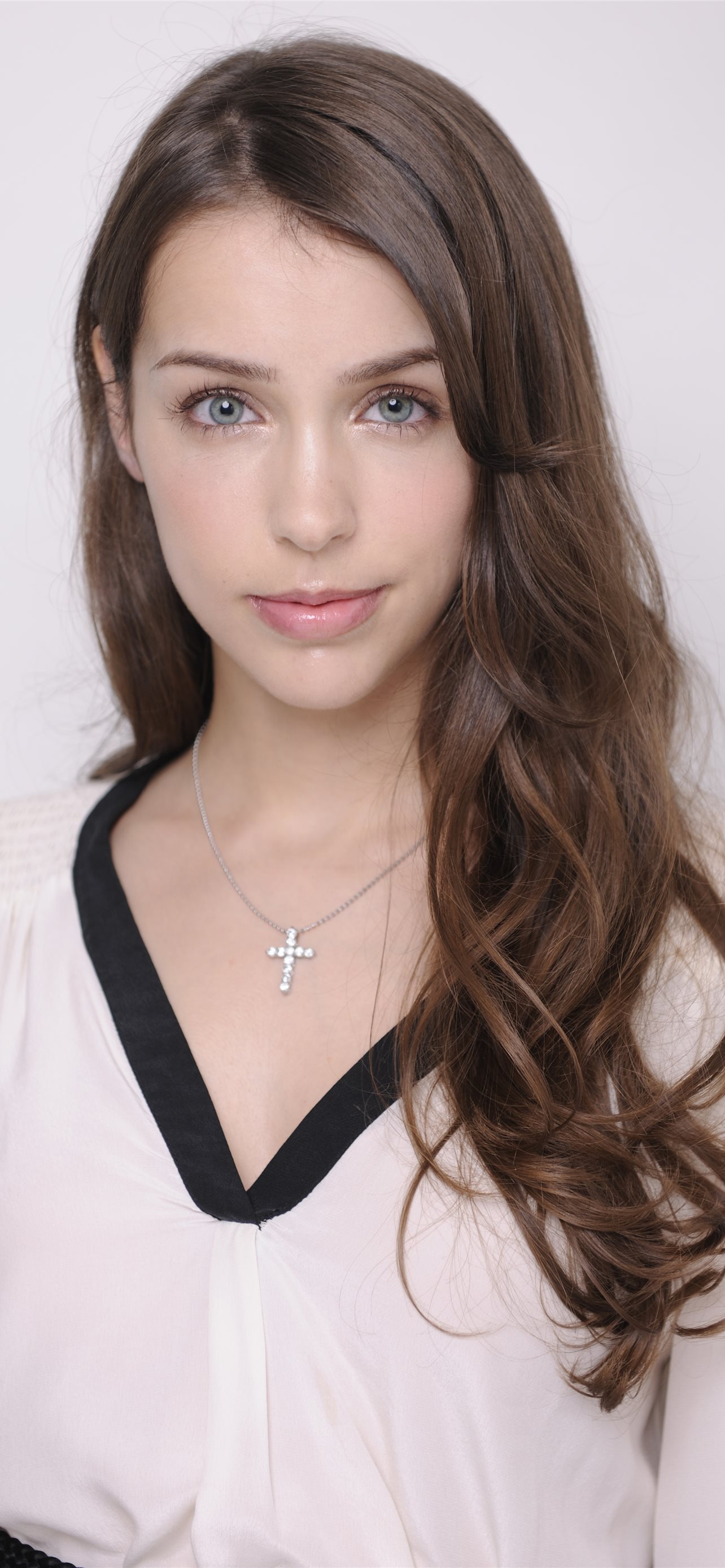 1284x2778  Обои Metal Gear Solid Quiet - Wallpaper Cave