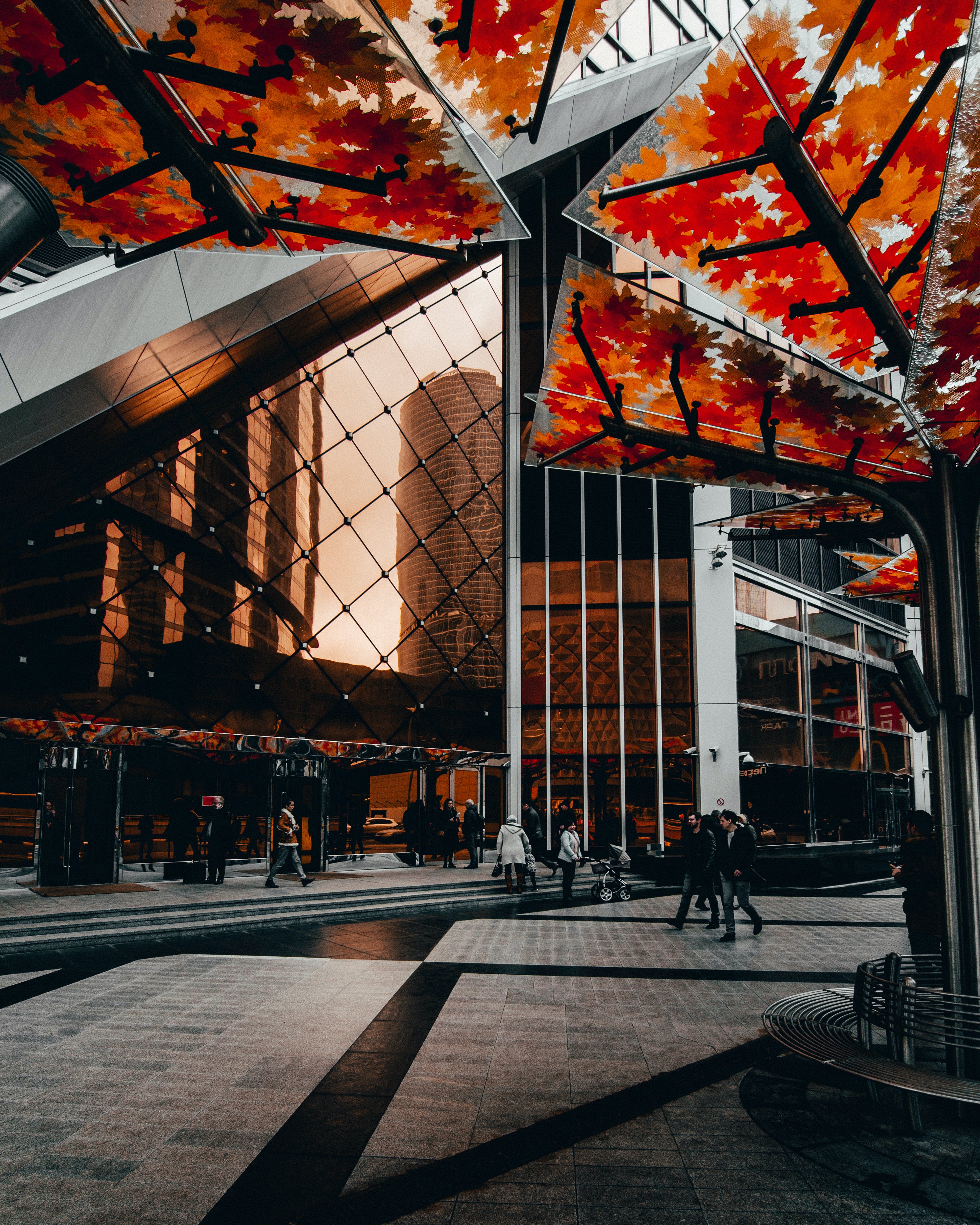 3214x4017  Вход в башню «Меркурий Сити», Москва, Россия · Бесплатные стоковые фото