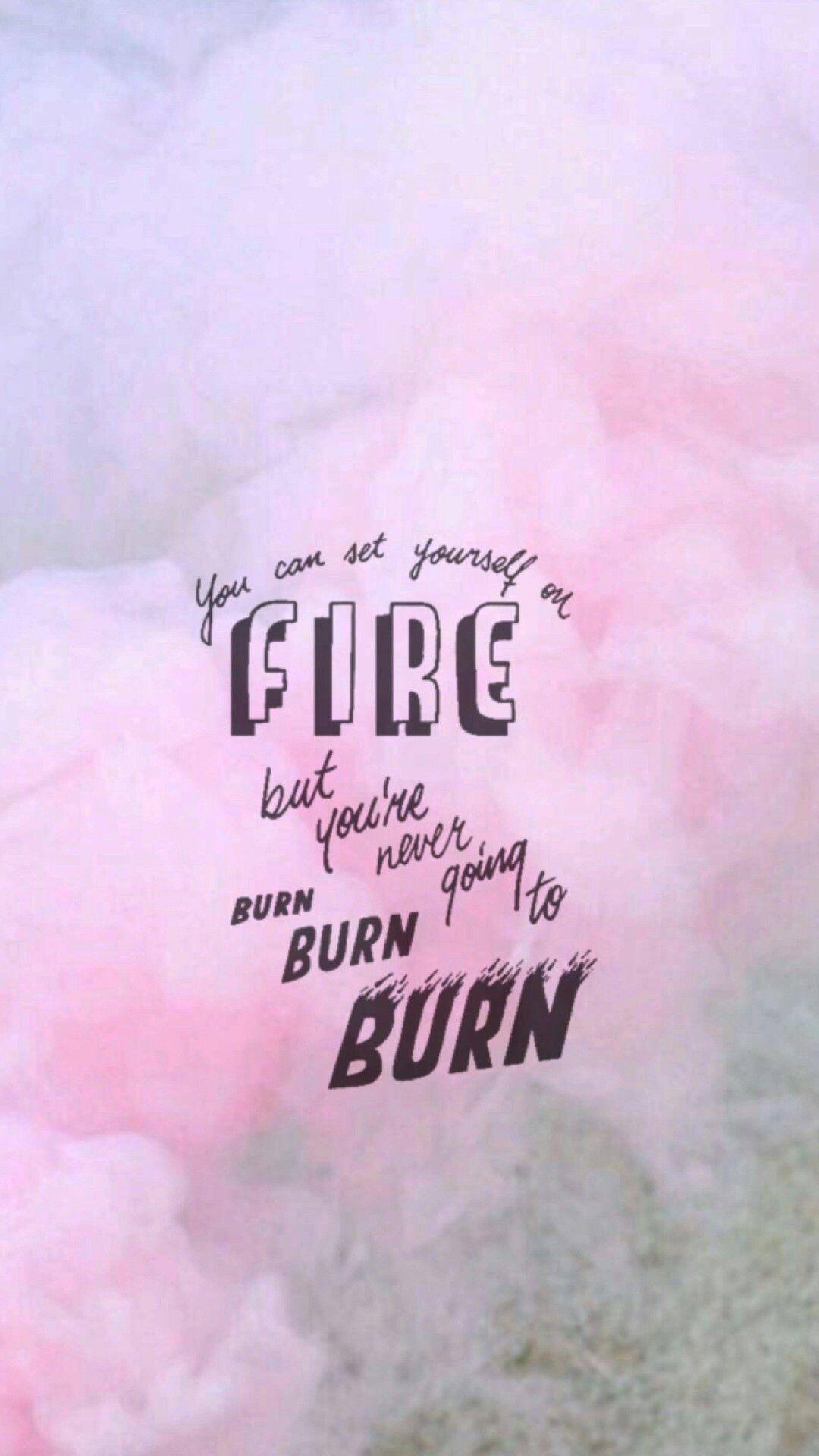 1080x1920  Паника! Обои на дискотеке 2019 - Обои пещера