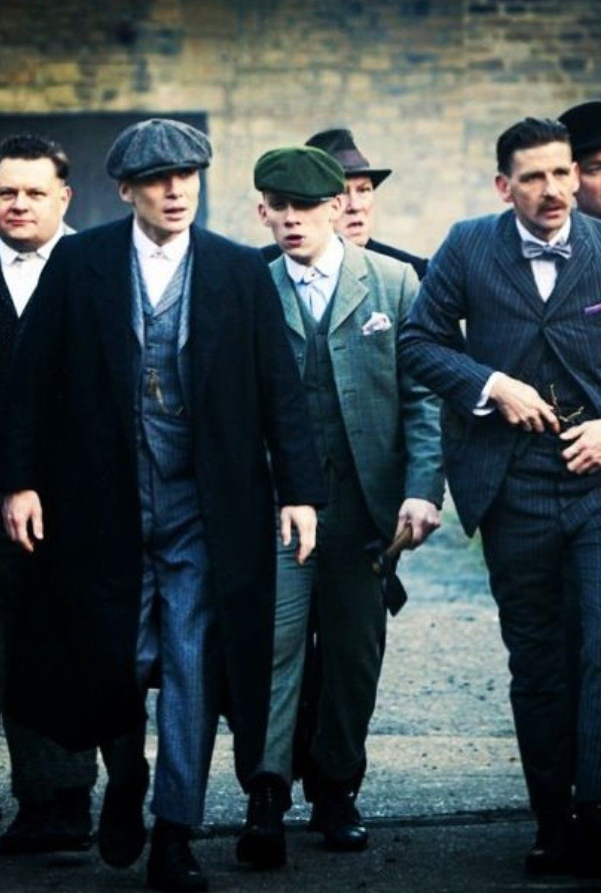 1199x1780  Идеи на тему «Острые козырьки» (77) | киллиан мерфи, гангстерский стиль,  мужчины ретро