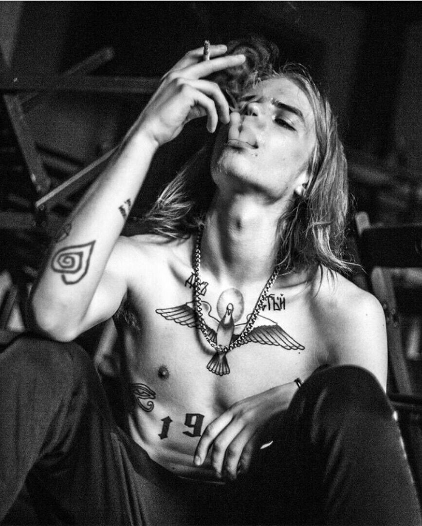 867x1080  Pharaoh | Рэперы, Волосы маллет, Татуировки