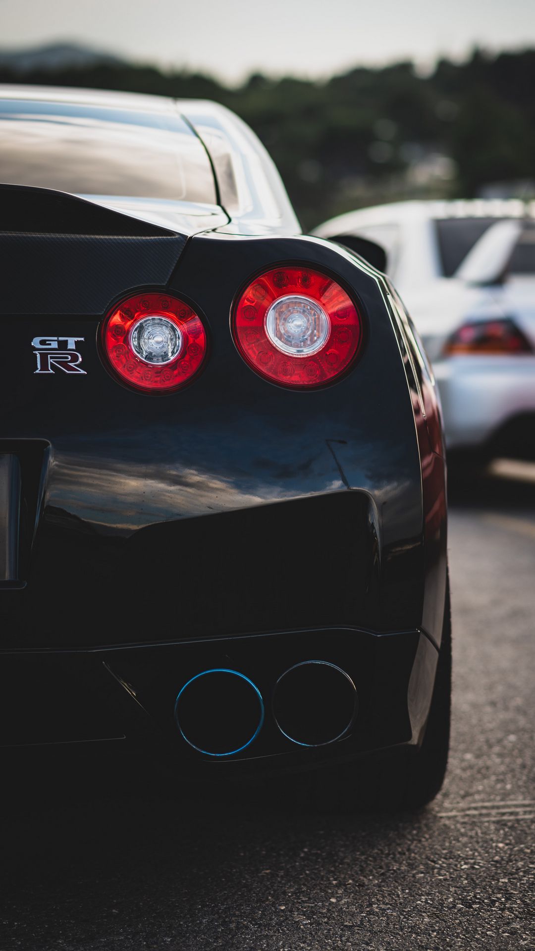 1080x1920  Скачать 1080x1920 nissan gt-r, nissan, автомобиль, спорткар, черный, вид  сзади обои, картинки samsung galaxy s4, s5, note, sony xperia z, z1, z2,  z3, htc one, lenovo vibe