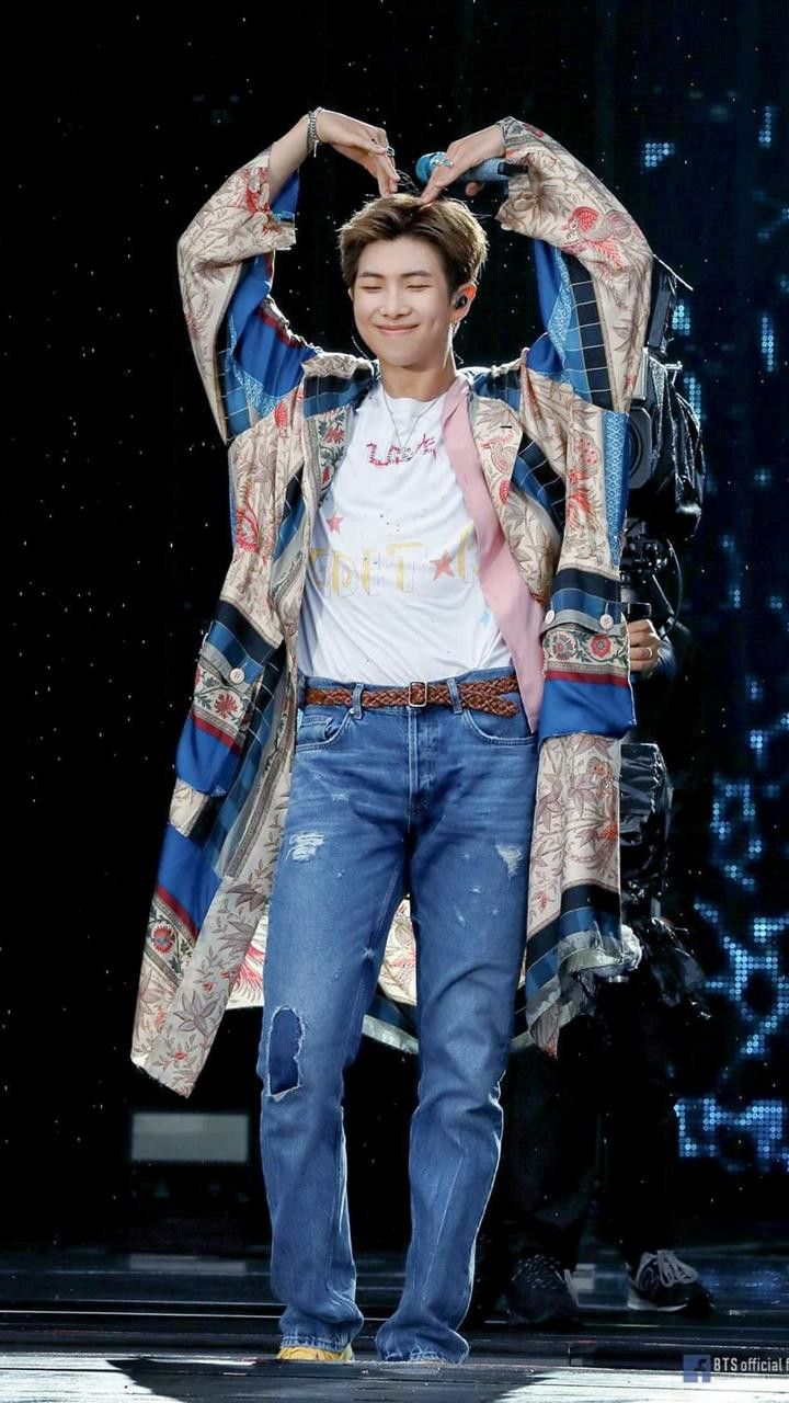 720x1280  Ким Намджун aka RM BTS Bangtan Boys K-Pop музыкальные исполнители певцы корейские певцы HD обои | Исполнители поп-музыки, Милые парни, Ким Намджун