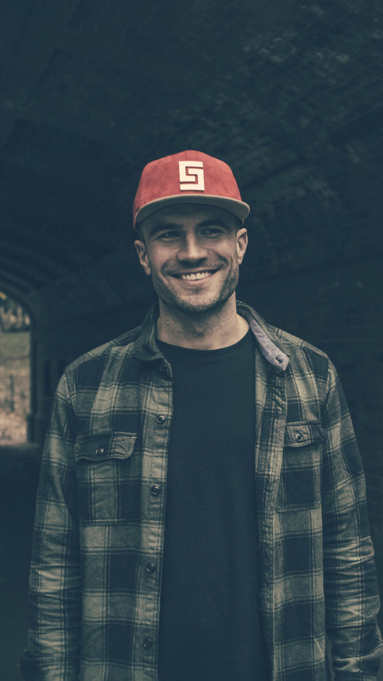 750x1334  750x1334 Сэм Хант iPhone 6, iPhone 6S, iPhone 7 HD 4k Обои, изображения, фоны, фото и картинки