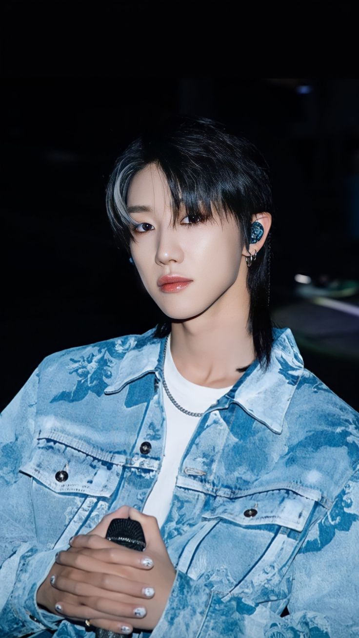 736x1308  Seventeen ≡ The8 ≡ Обои ʕ •ᴥ•ʔ в 2023 году | Seventeen, Посмотреть обои, Милые обои