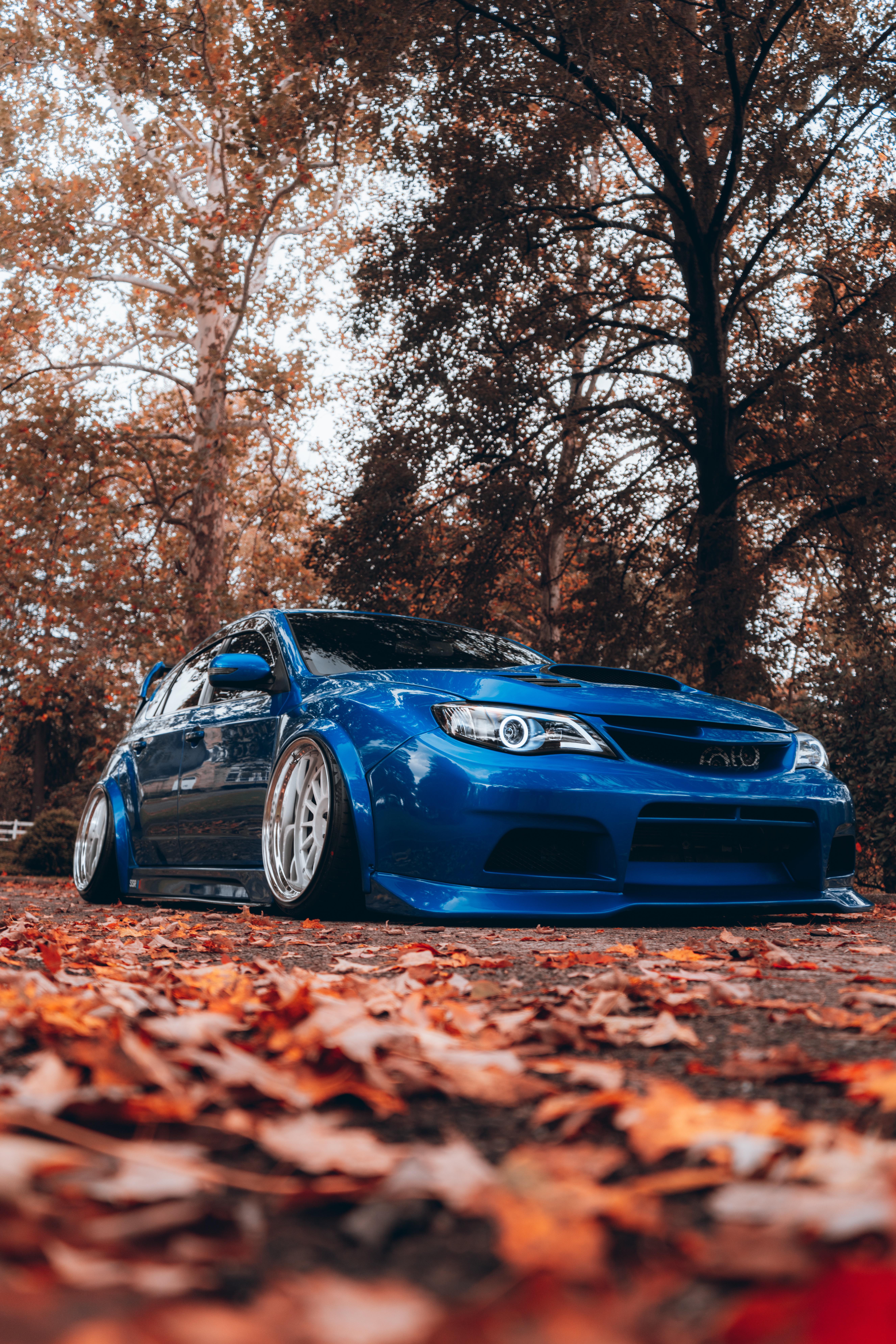 5304x7952  Серебряный BMW M 3, припаркованный на парковке, фото – Бесплатное изображение Jdm Subaru на Unsplash