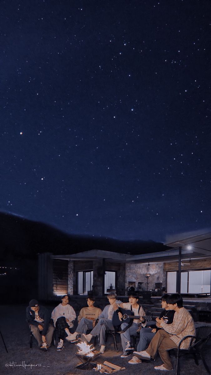 675x1200  Жизнь BTS продолжается мв || Подпишитесь на мой Instagram, чтобы увидеть больше обоев: @btswallpaperss__ | Bts Wallpaper, Фото bts, Картинки Bts