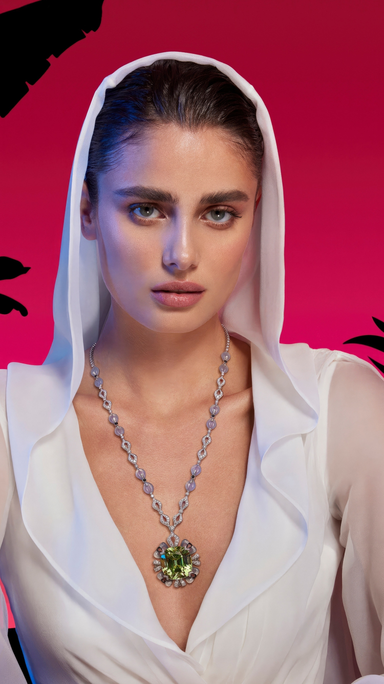 750x1334  Скачать 750x1334 тейлор хилл, модже, 2023, iphone 7, iphone 8 обои, картинки 750x1334, 30179