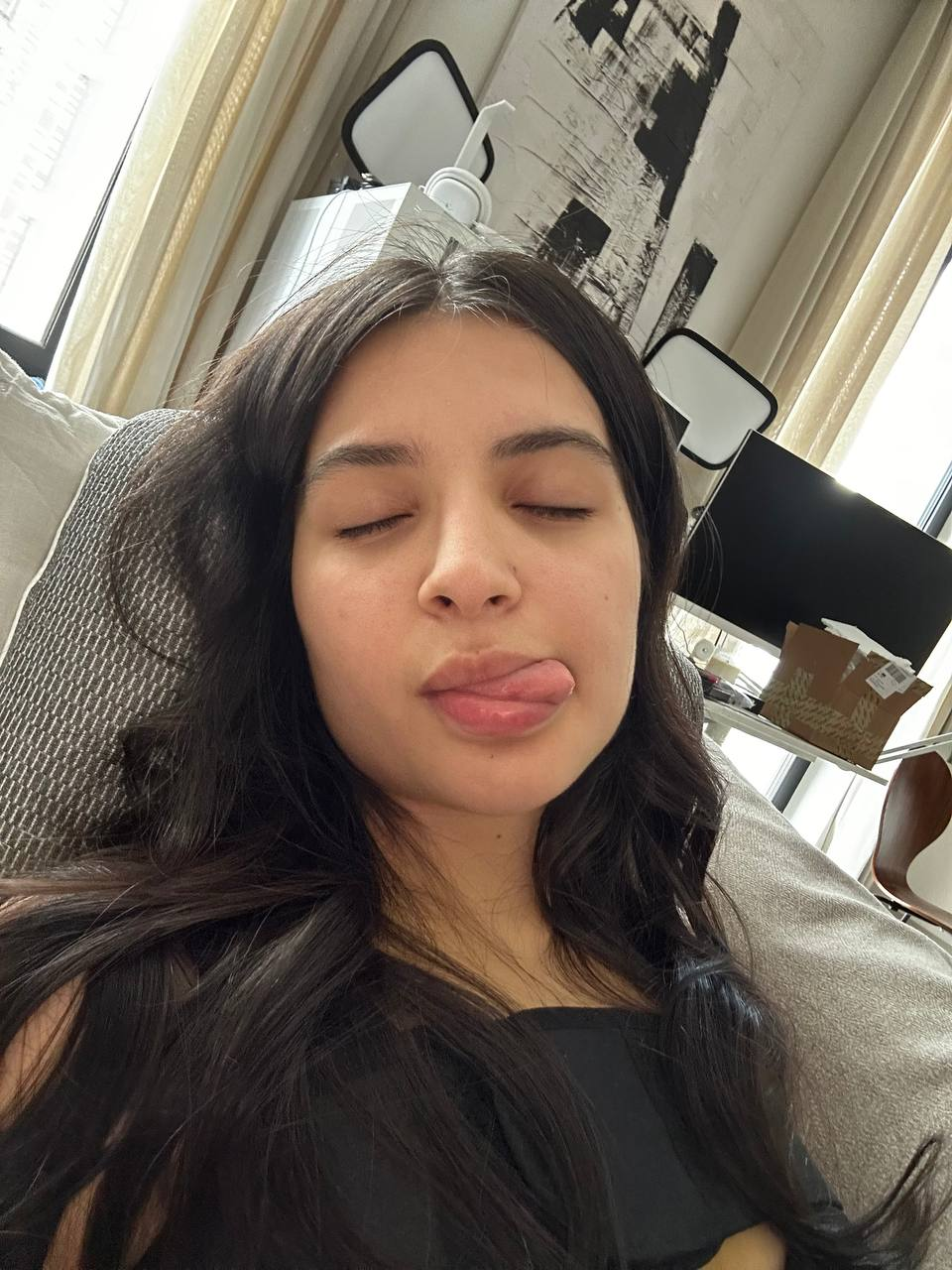 960x1280  Стримерша Tenderlybae сделала операцию по увеличению груди