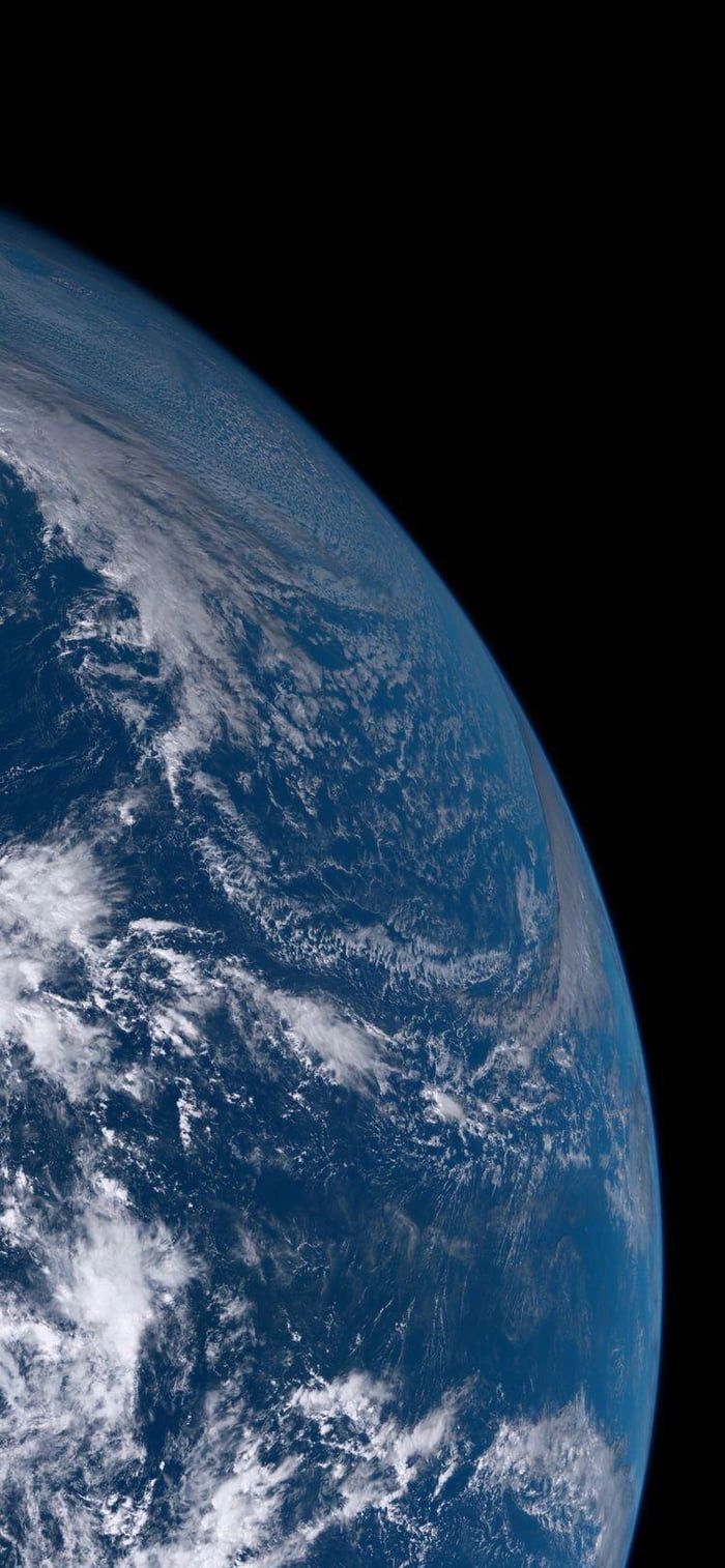 700x1514  Земля - ​​Обои | Обои для iPhone земля, Обои космос, Пиксельные обои Google