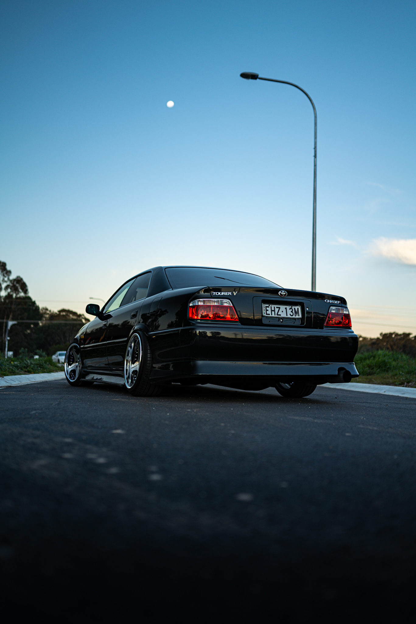 1367x2048  Toyota Chaser - Такси JDM | Behance