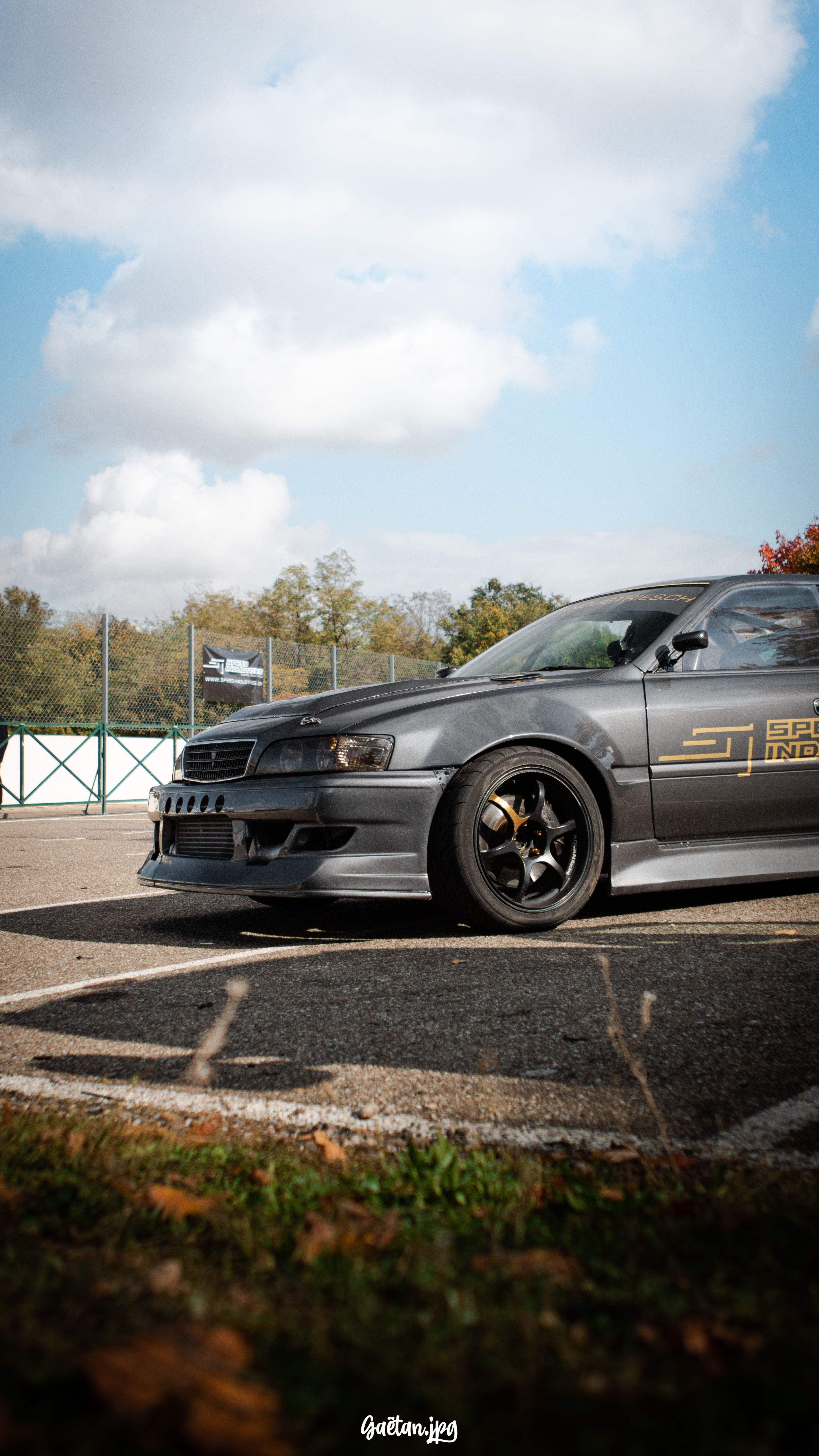 3369x5988  Toyota Chaser JZX100 1997 года — VIP-машина для дрифта, способная легко стереть шины — autoevolution