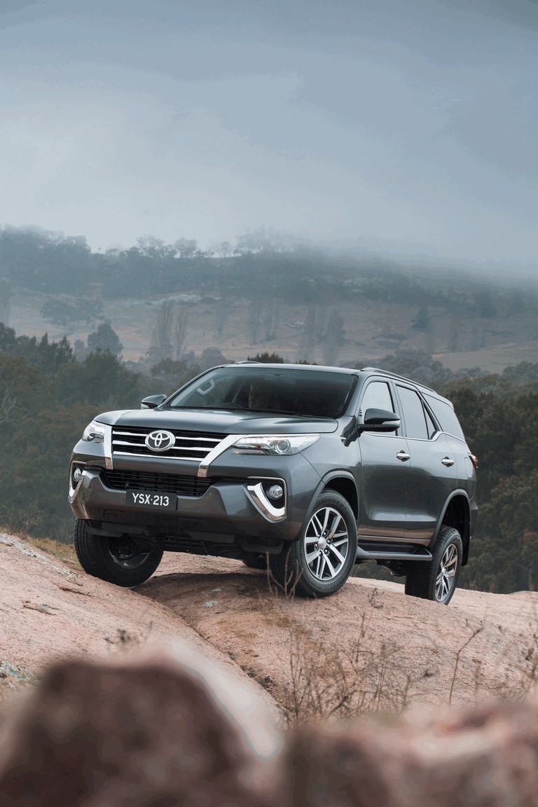 768x1152  Toyota Fortuner 2015 — австралийская версия #430348 — Бесплатные изображения автомобилей лучшего качества в высоком разрешении — mad4wheels
