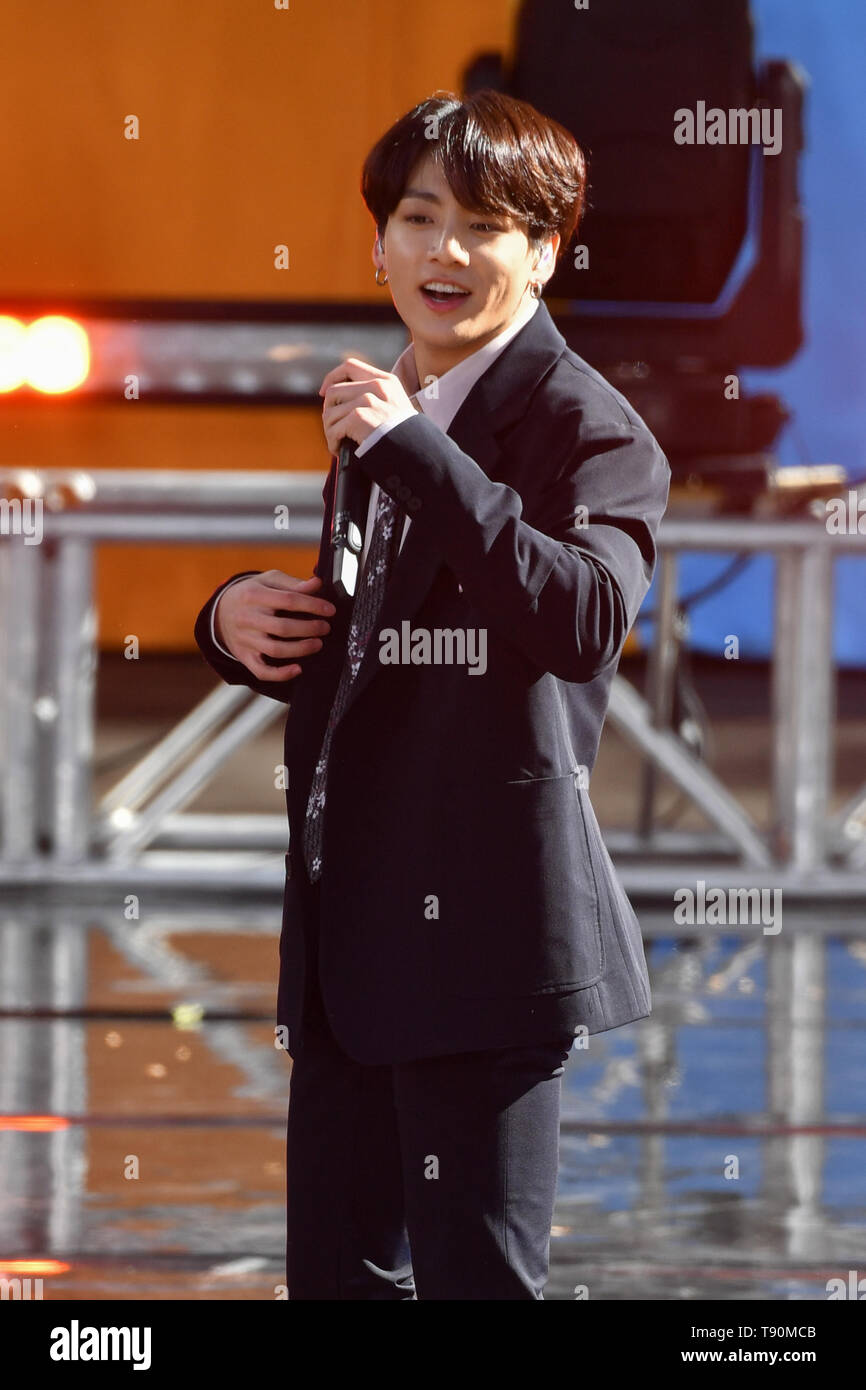 866x1390  BTS, Джей-Хоуп, Бантансунадн, Чимин, Шуга, РМ, Чонгук, Джин, HD обои для телефона | Пикпикселей