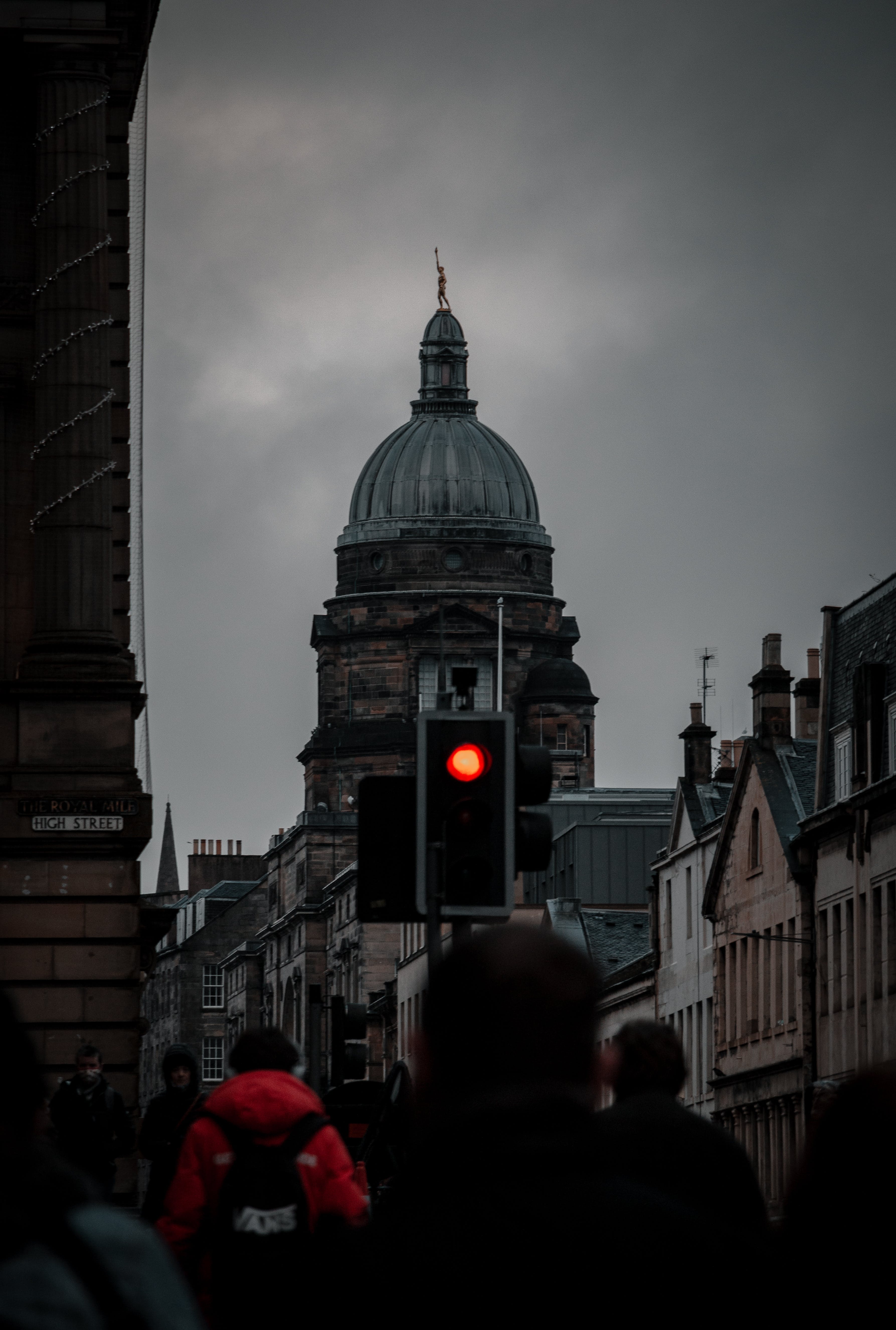 3574x5307  Бесплатные стоковые фото на тему старое здание с куполом на фоне неба