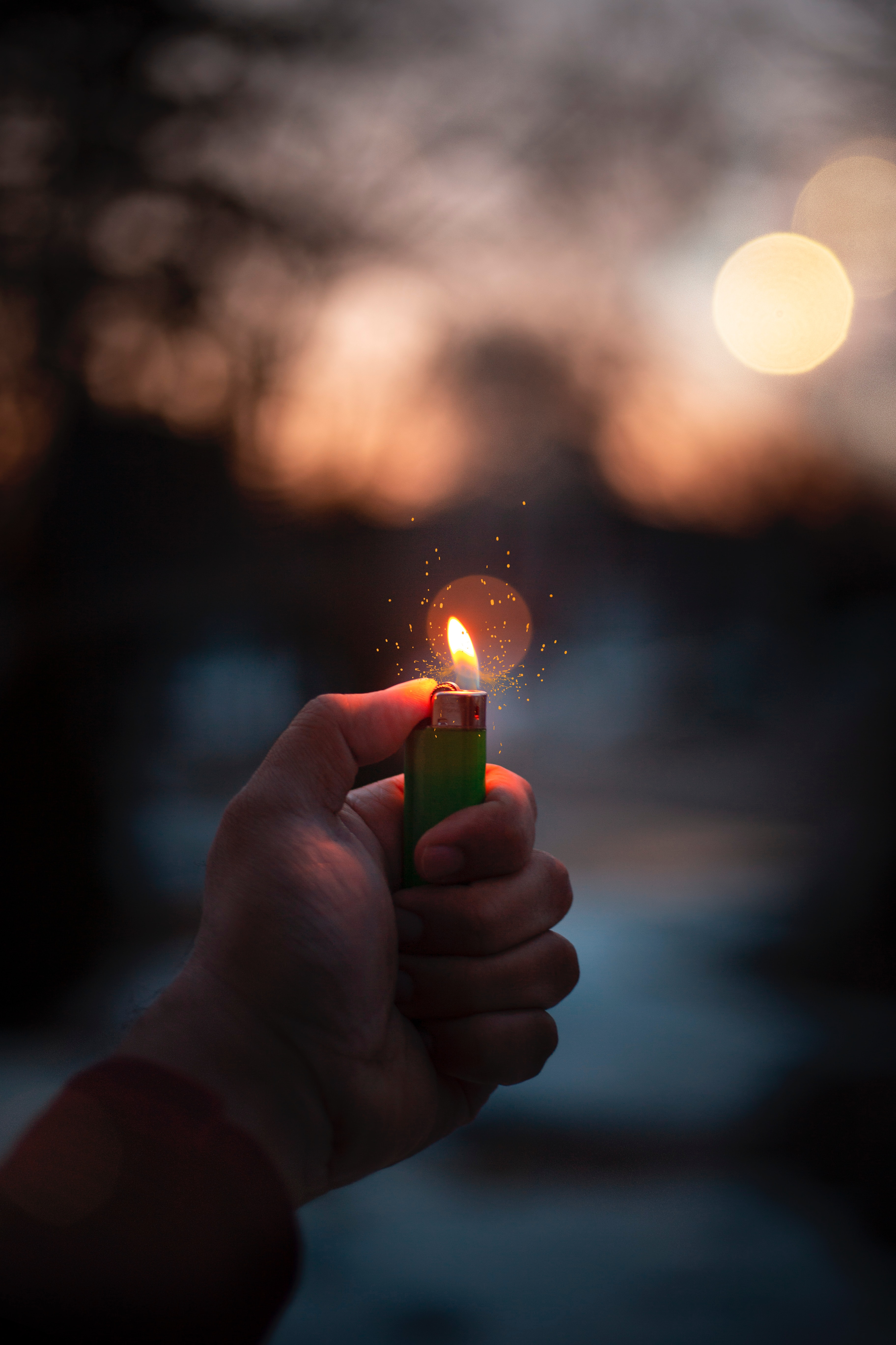 3648x5472  Обои для рабочего стола «Зажигалка» — Wallpaper Cave