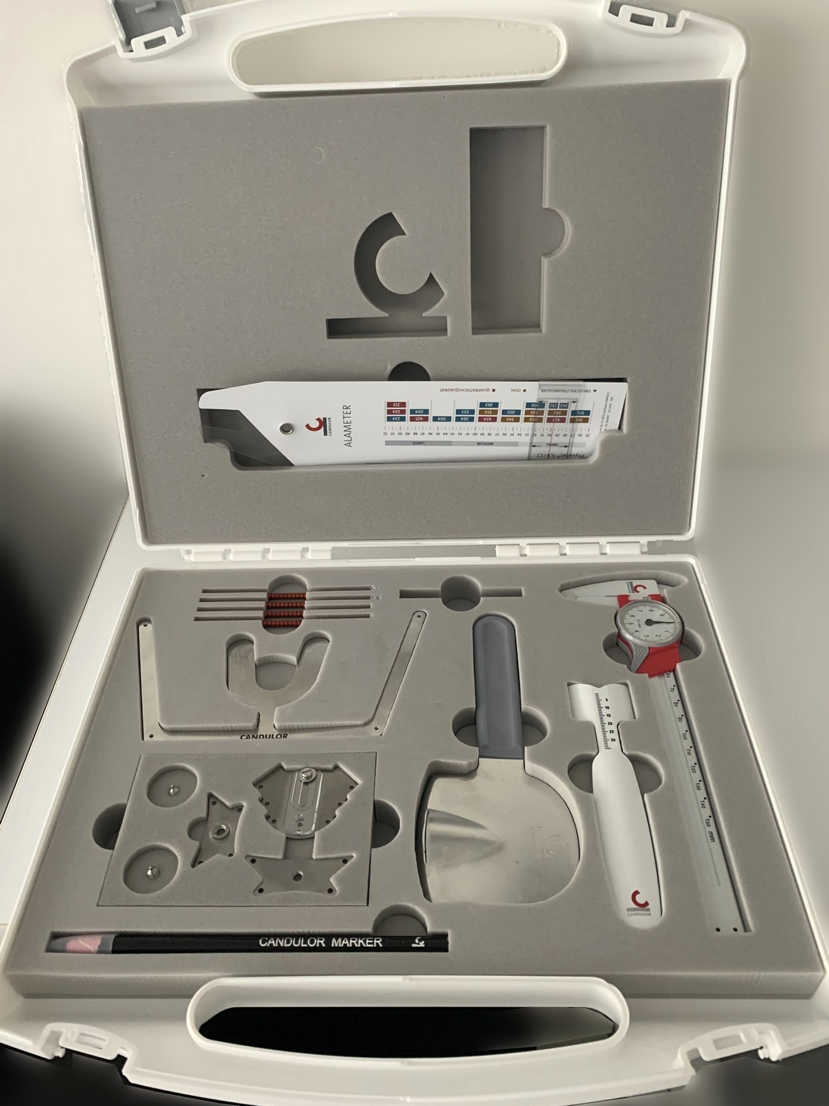 1200x1600  Повна адентия – калибра