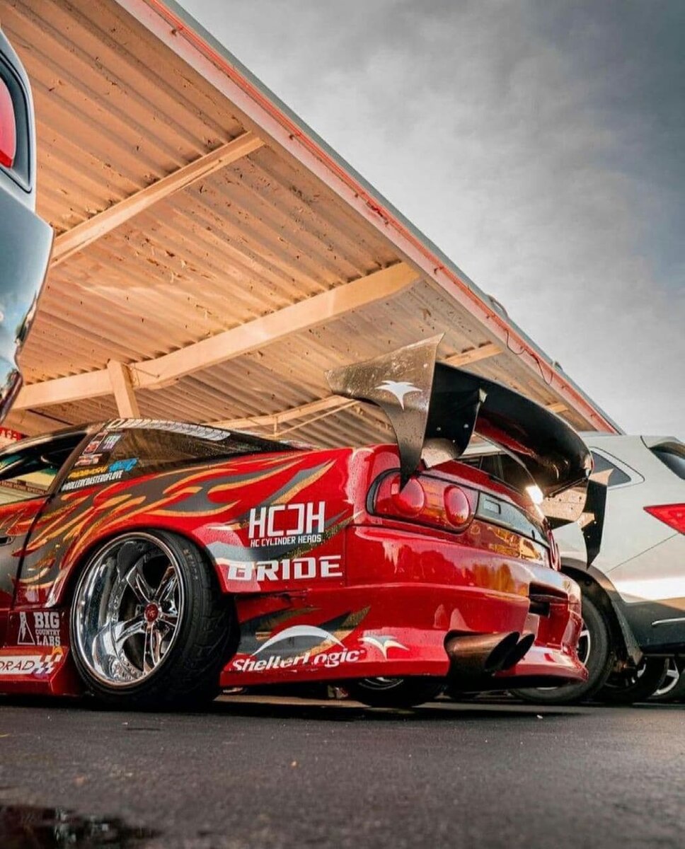 968x1200  Крутые фотографии машин на обои телефона | Игорь Потехин | Дзен