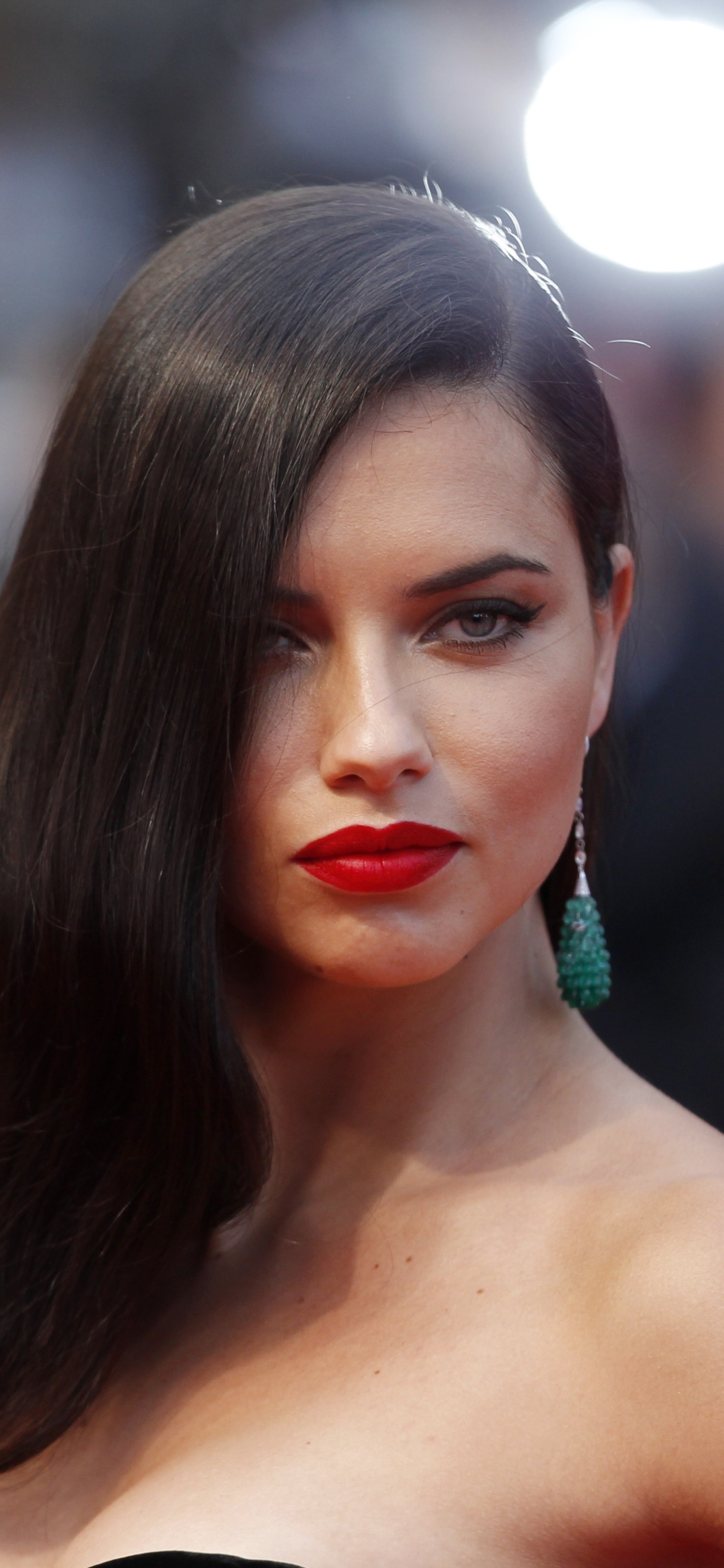 1080x2340  Обои на телефон: Модель, Помада, Знаменитости, Черные Волосы, Адриана Лима,  Бразильский, 1415457 скачать картинку бесплатно.