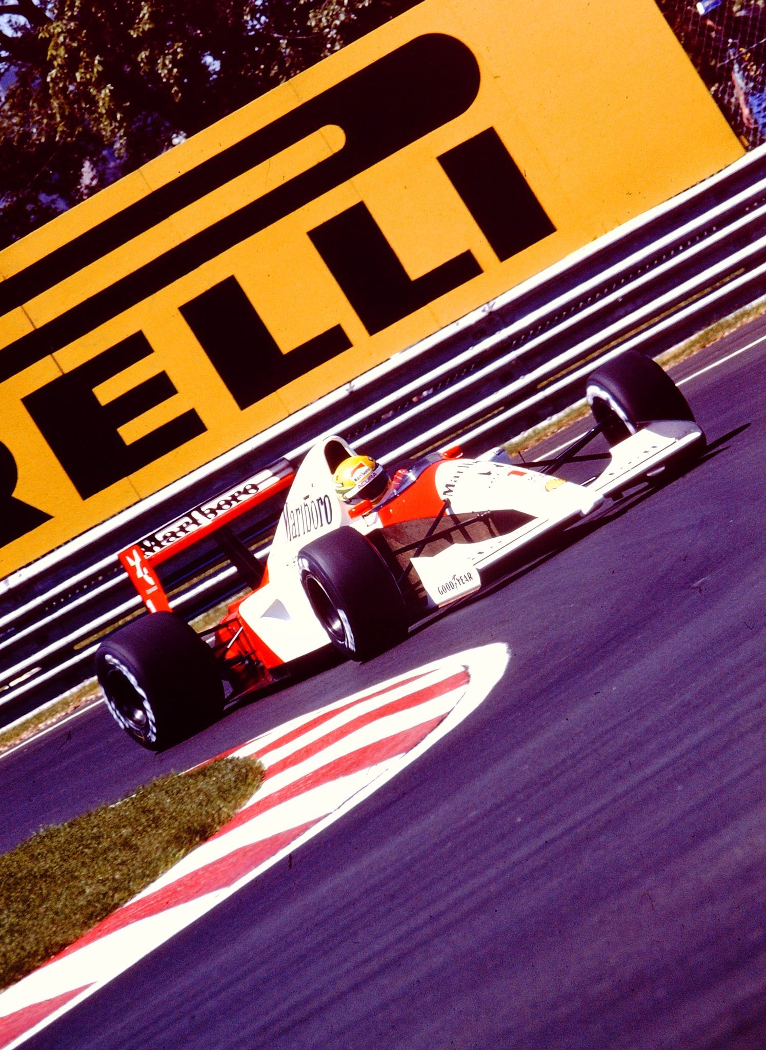 1494x2048  Скачать «Футбольные герои Неймар» Олдфилд М., Олдфилд Т. - Эксмо