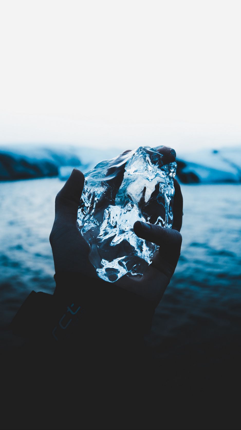 938x1668  существо, айсберг, снег, циклоп, жуткий, HD обои | Wallpaperbetter