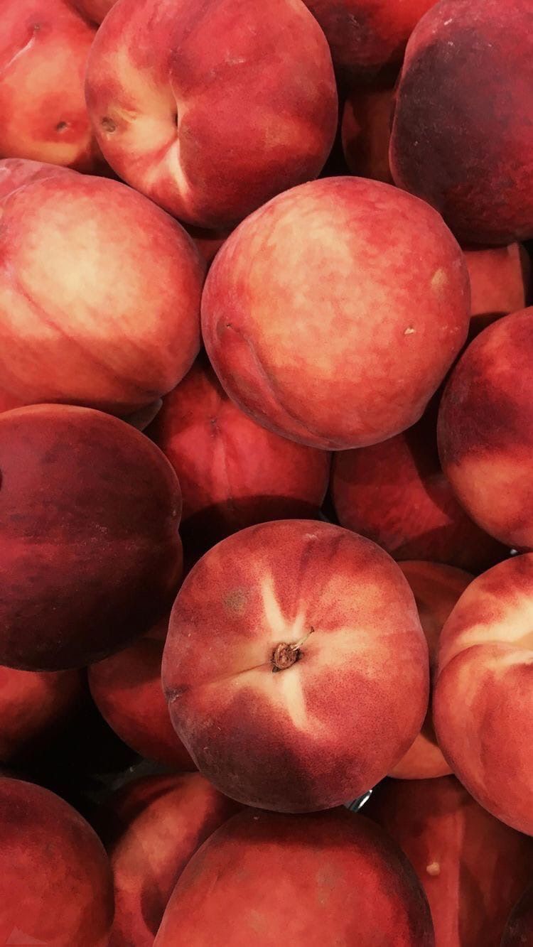 750x1333  Pin от Never Have I Ever на Обои в 2020 | Фруктовые обои Персиковые обои Еда обои