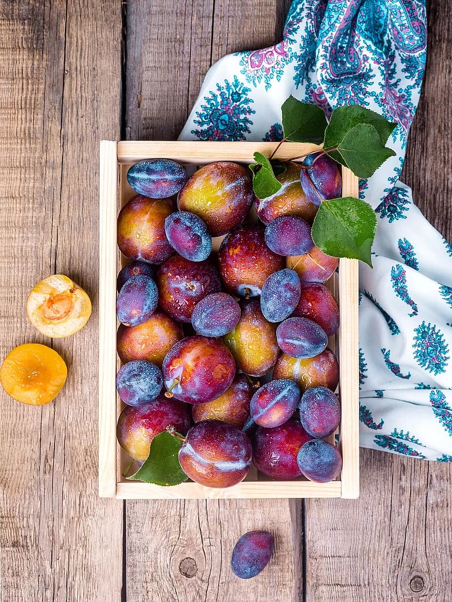 880x1172  plum фрукты еда натюрморт витамины телефон wallpaper | Обои для телефона Pikist