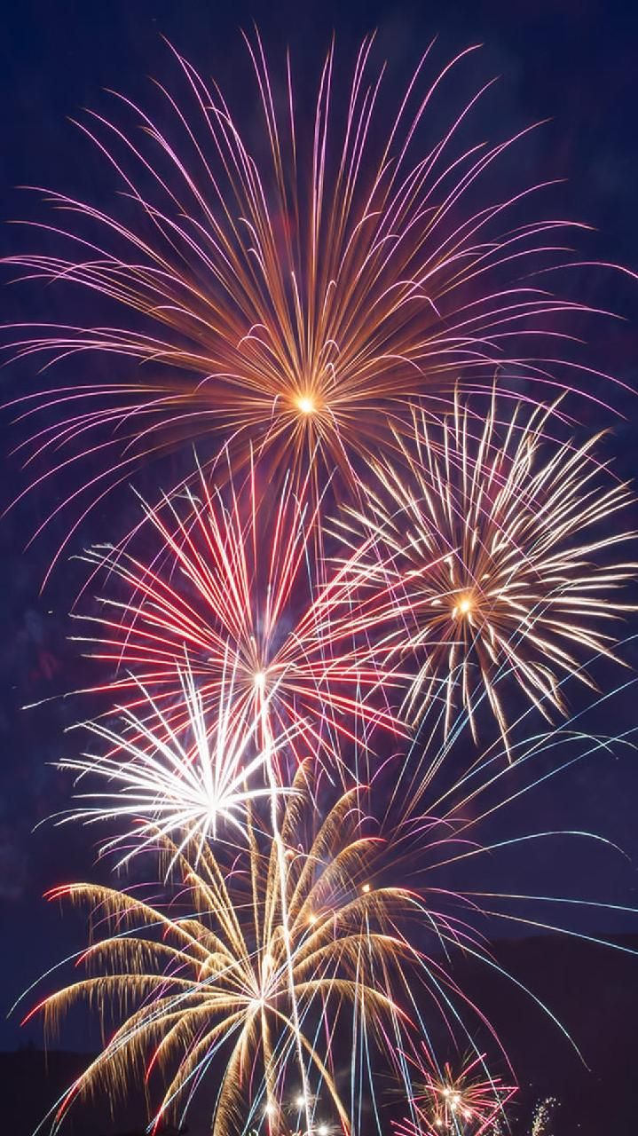 719x1280  Загрузить обои Fireworks от K_a_r_m_a_ прямо сейчас. Просмотрите миллионы популярных обоев на 4 июля и… | 4 июля обои Фейерверк обои Июльский фон 