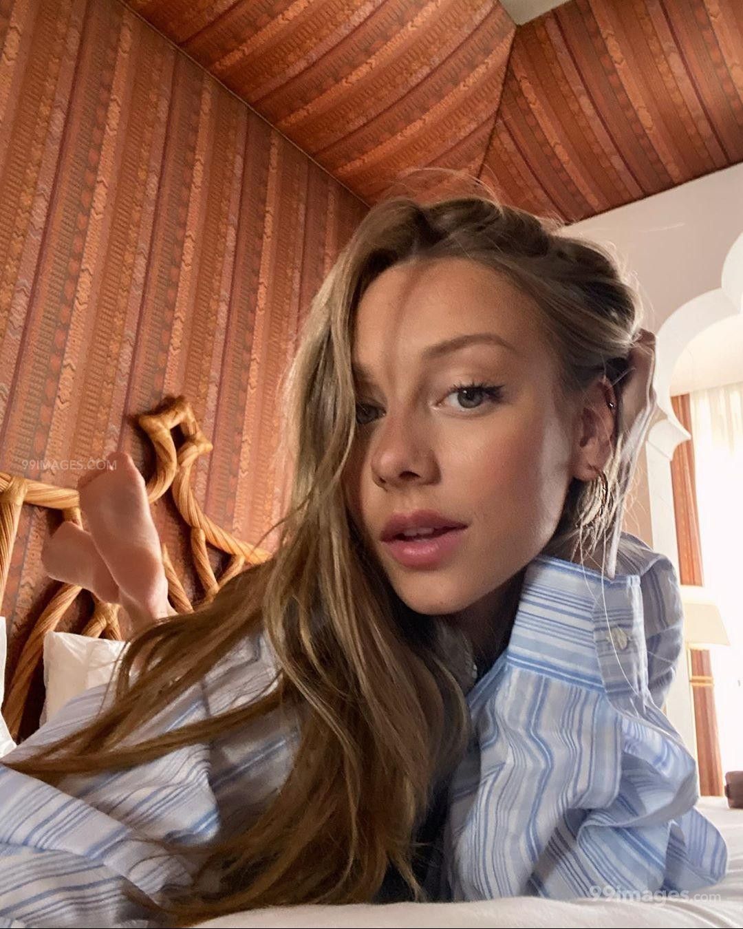 1080x1350   LOCKSCREENS