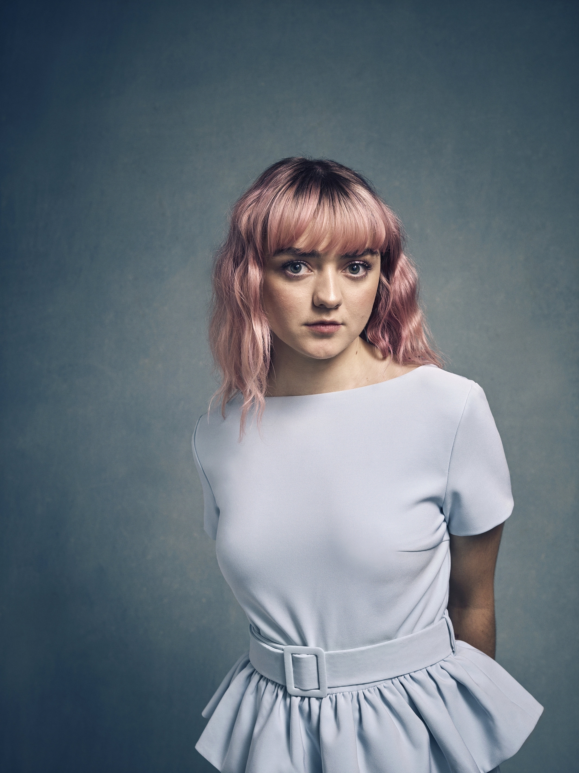 2000x2667  3840x2160 Maisie Williams Purple Hair Style Wallpapers 4K Wallpaper HD изображения знаменитостей Фото и фон