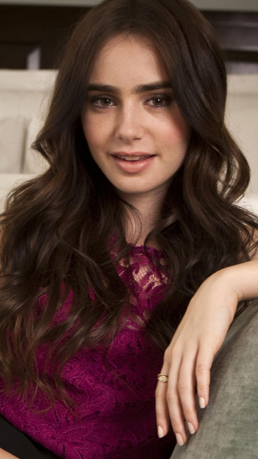 1080x1920   Знаменитости / Лили Коллинз (1440x3040) ID обоев: 816883 - Mobile Abyss