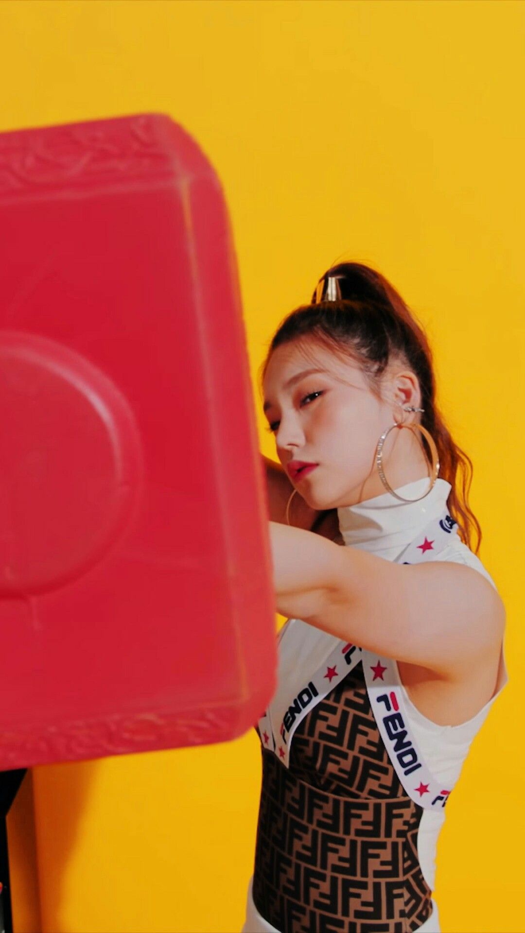 1080x1920  itzy 2020: Itzy Yeji Обои для рабочего стола 