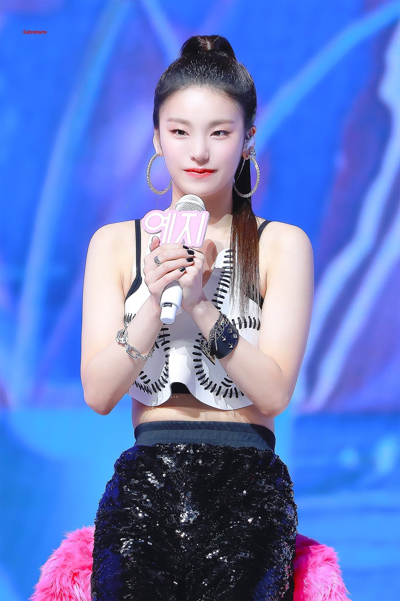 1280x1920  Бесплатная загрузка Hwang Yeji Itzy страница 4 из 4 Asiachan KPOP Image Board [1024x1325] для настольного компьютера Мобильный и планшетный ПК | Исследуйте 9+ обоев Хван Йеджи | Обои Hwang Yeji Обои Hwang Hyun-jin 