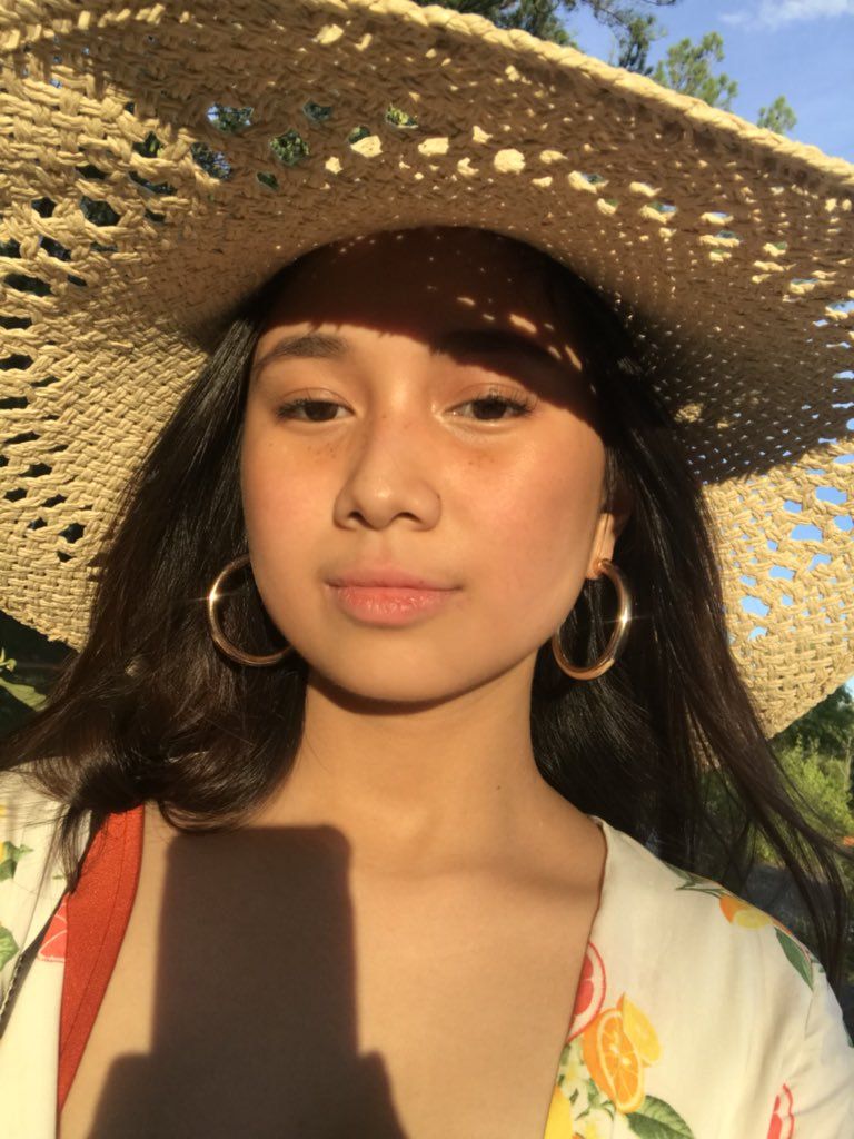 768x1024   95 идей NIKI ♥ ︎ | девушка сокрушает знаменитостей хорошей музыкой 