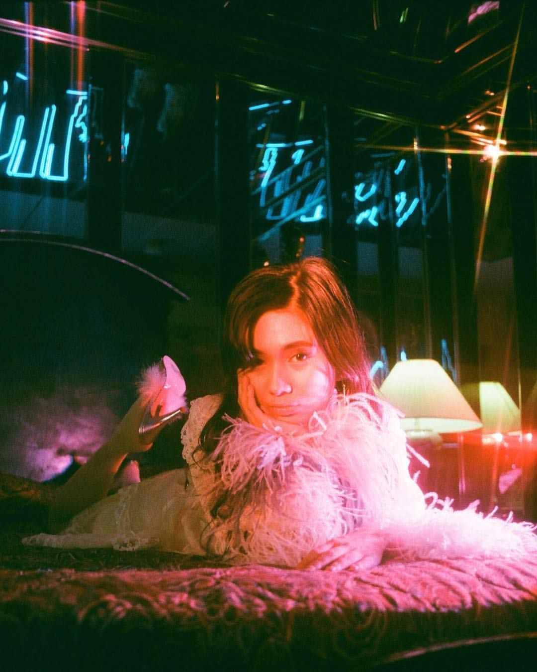 1080x1350  NIKI # 88rising | Модный инстаграм. Хиджаб, модное вдохновение. Девушка влюбляется в _Ники Зефанья. Обои - Обои Пещера 