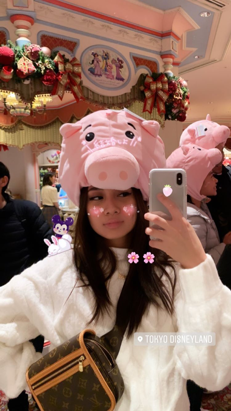 750x1334  Pin на Позе Bihhh