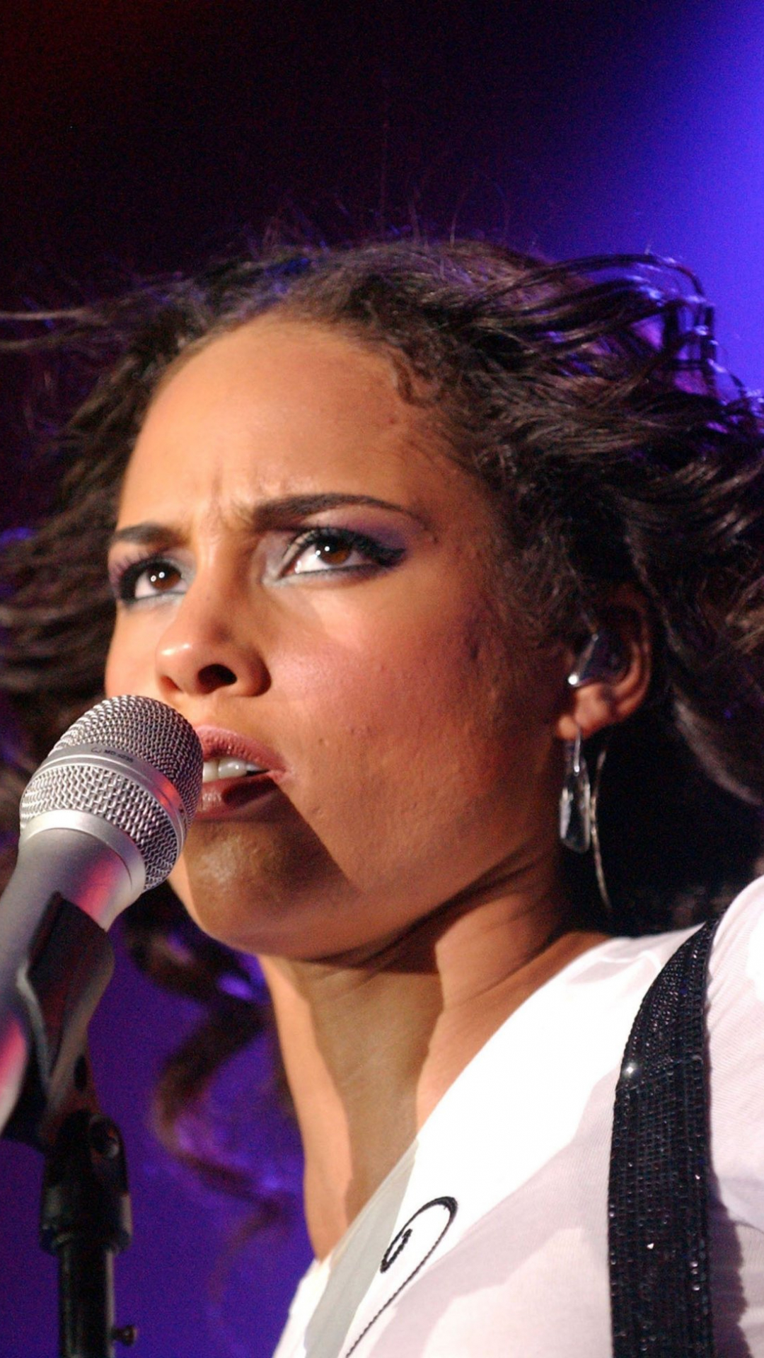 1080x1920  Alicia Keys обои от DLJunkie - 3e - Бесплатно на ZEDGE ™ 