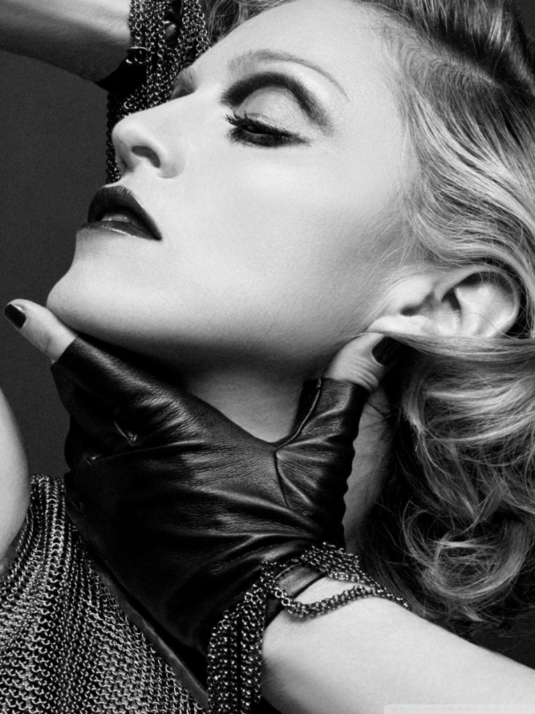 768x1024   ? Музыка красные люди мадонна концерт аудитория обои | (112944) 