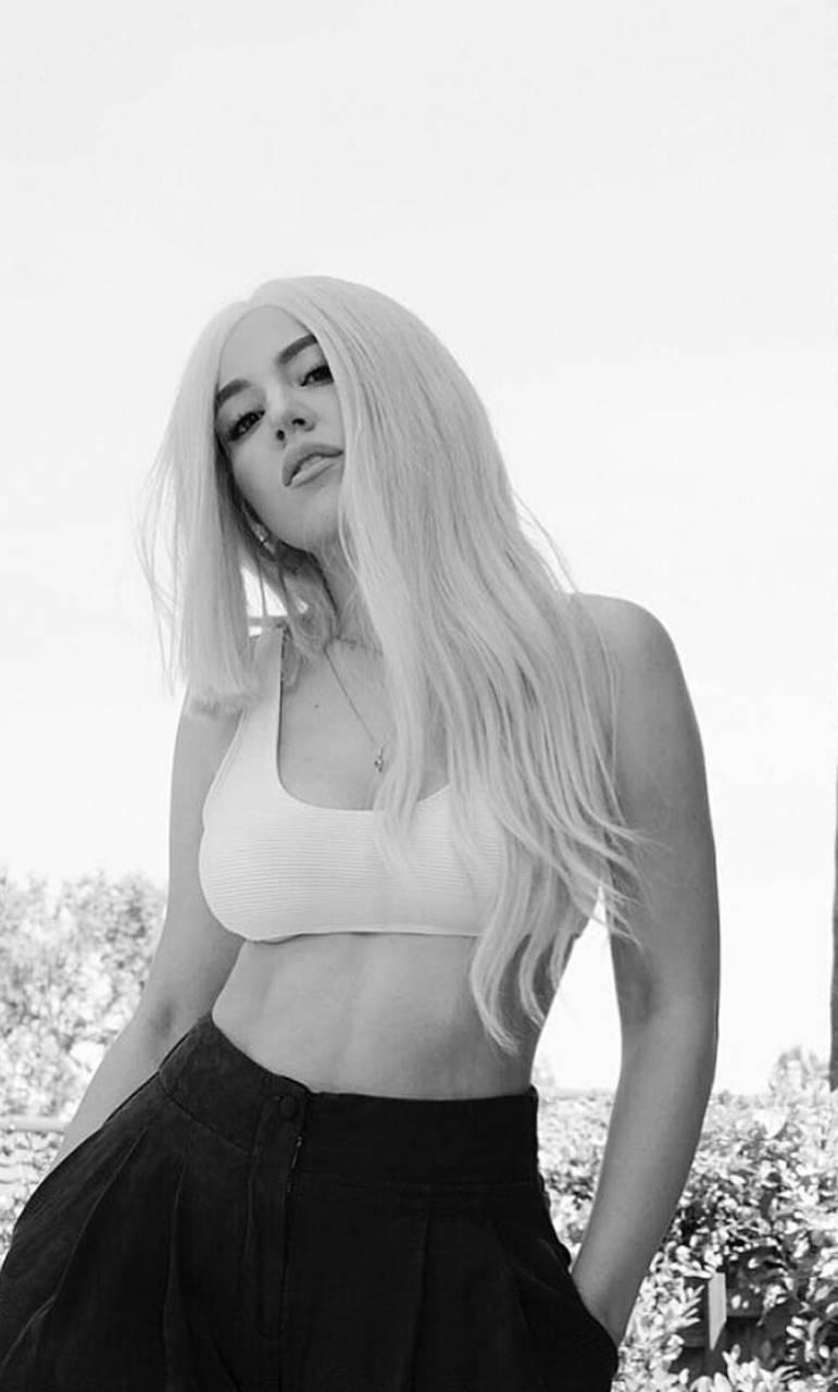 771x1280  Ava Max - Лучшие бесплатные фоны для Ava Max - WallpaperAccess | Mulheres Personagens Fotos
