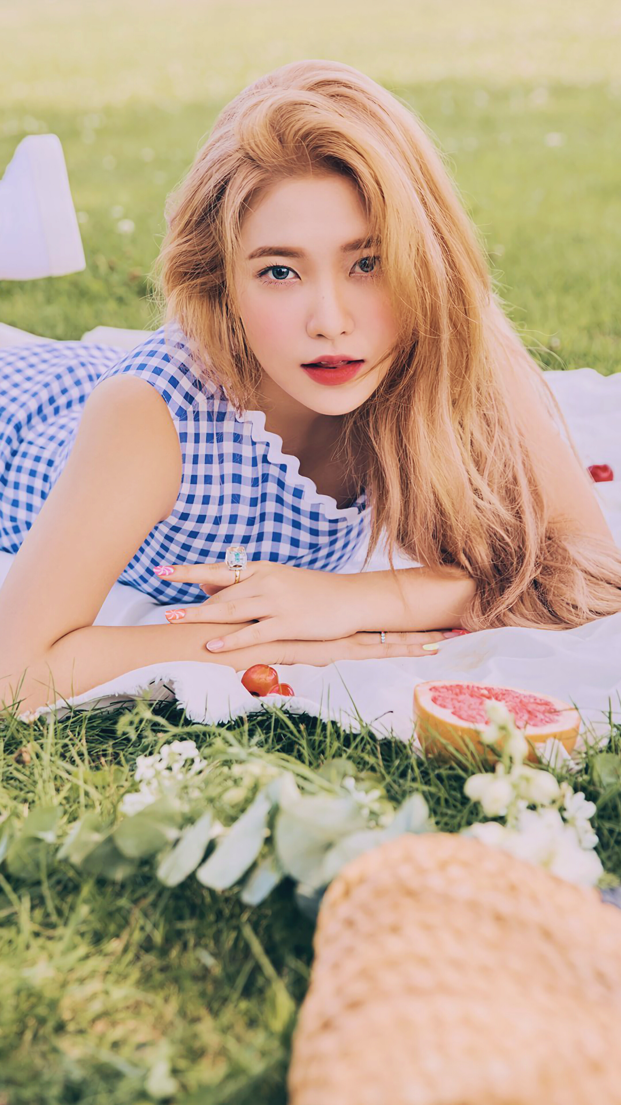 2160x3840  329670 Red Velvet Yeri The ReVe Festival Day 2 4K phone HD обои Изображения Фоны Фотографии и картинки | Mocah.org 