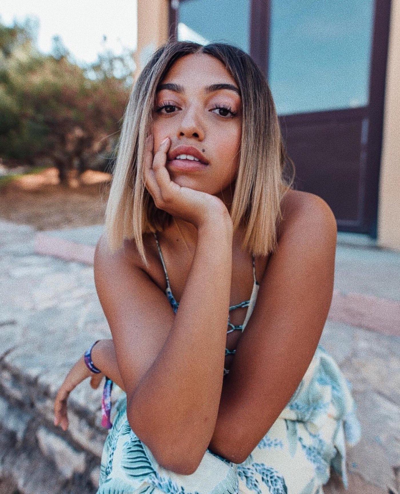 1400x1730  2020 Номинант MOBO Махалия: «Я взял под свой контроль свою красоту и свою уверенность» 