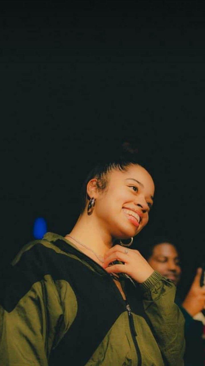720x1280  Ella Mai Wallpapers - Обои Cave