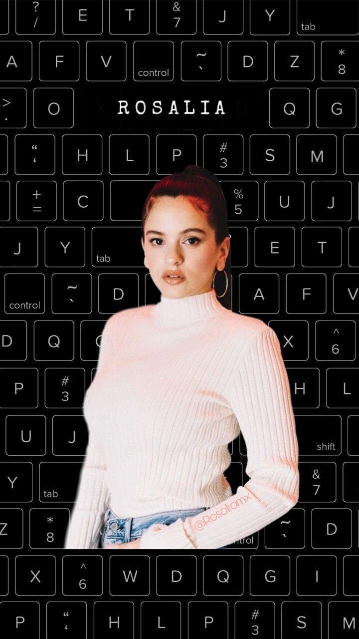 720x1280   Pin пользователя Eto на тему Rosalía | Горячие платья Модные осенние наряды Rosalia