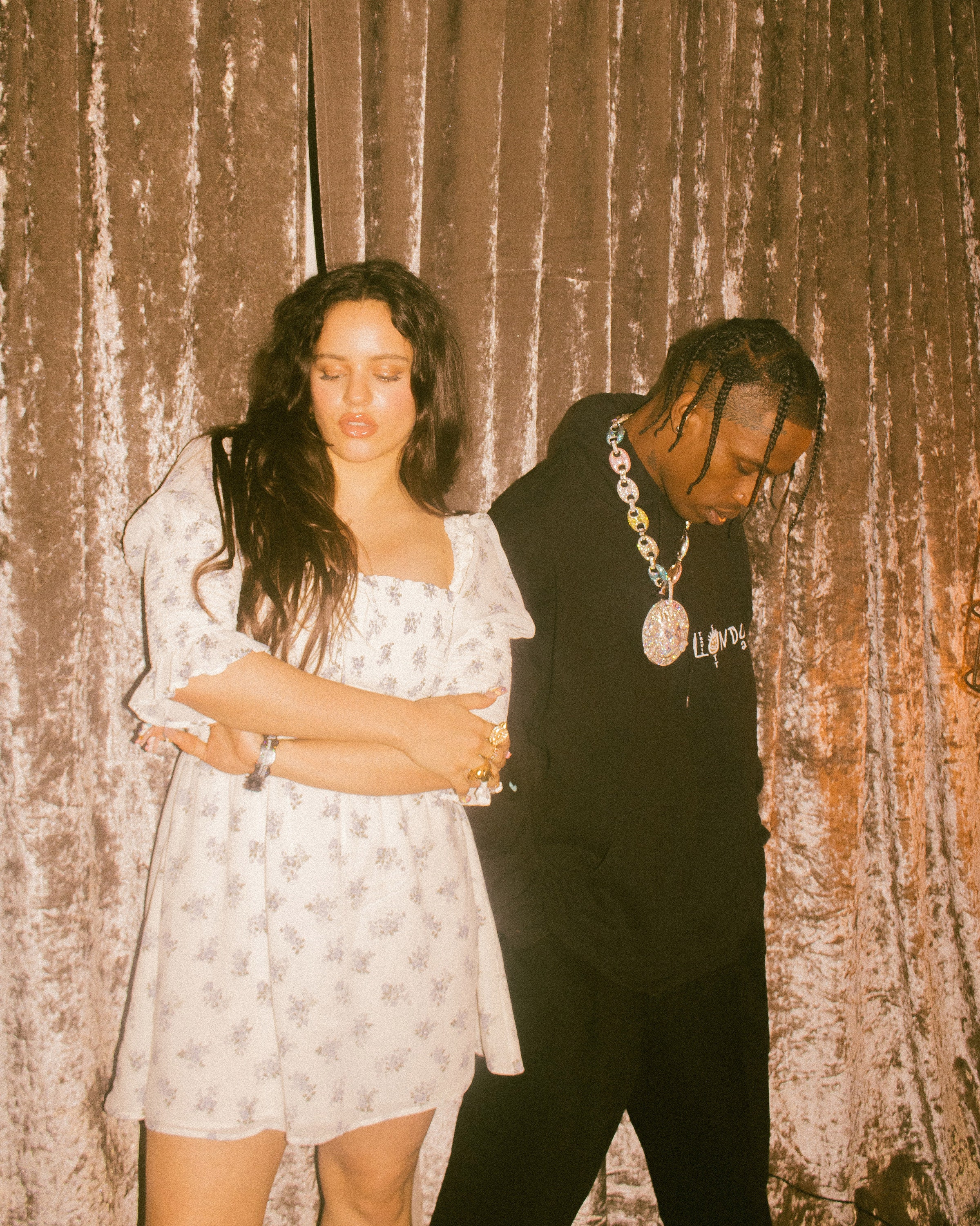 2399x3000   Сделал эти обои Маламенте: розалия 