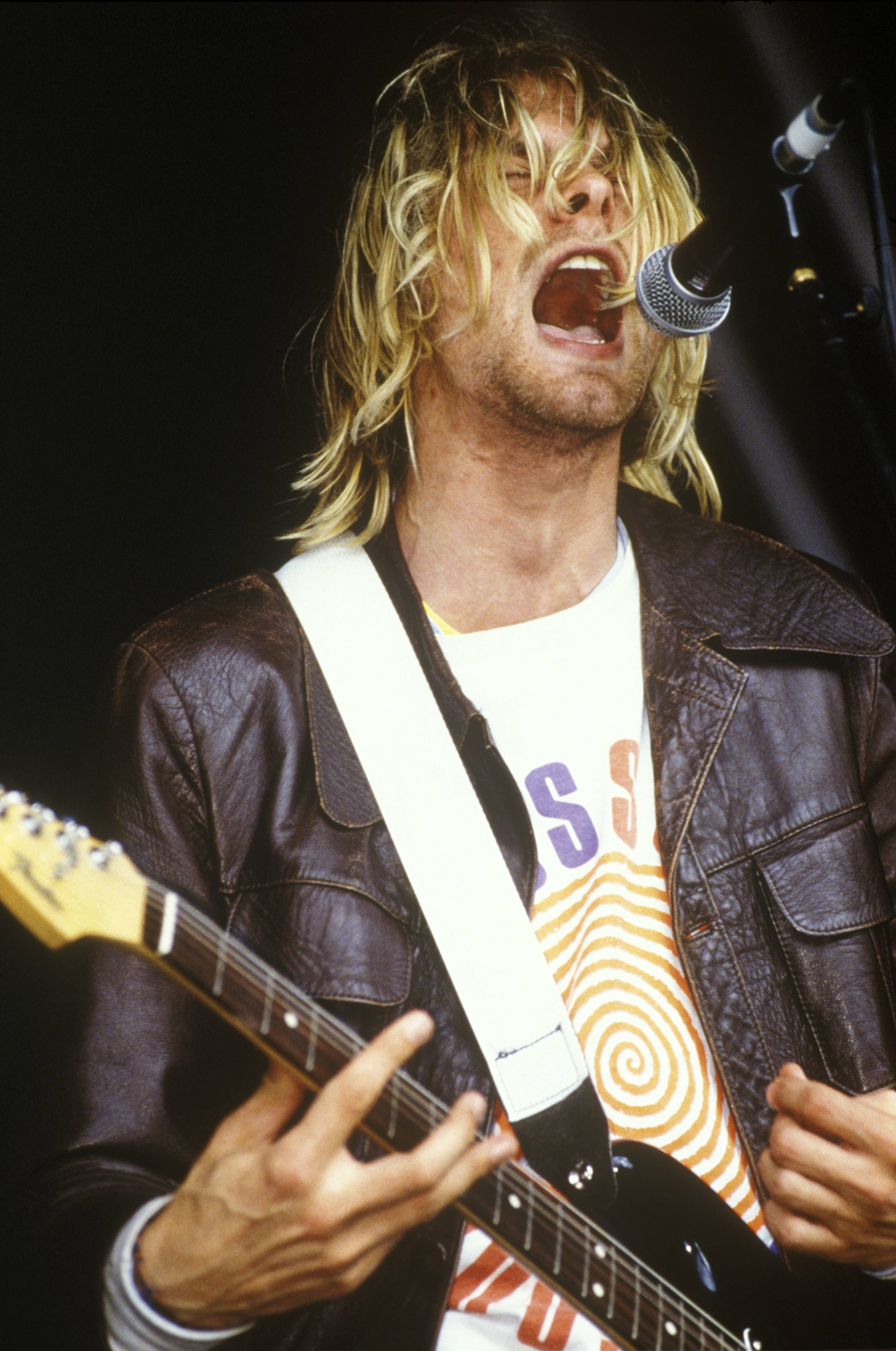 3600x5427 Kurt Cobain Wallpapers - Лучшие бесплатные фоны Курта Кобейна - WallpaperAccess