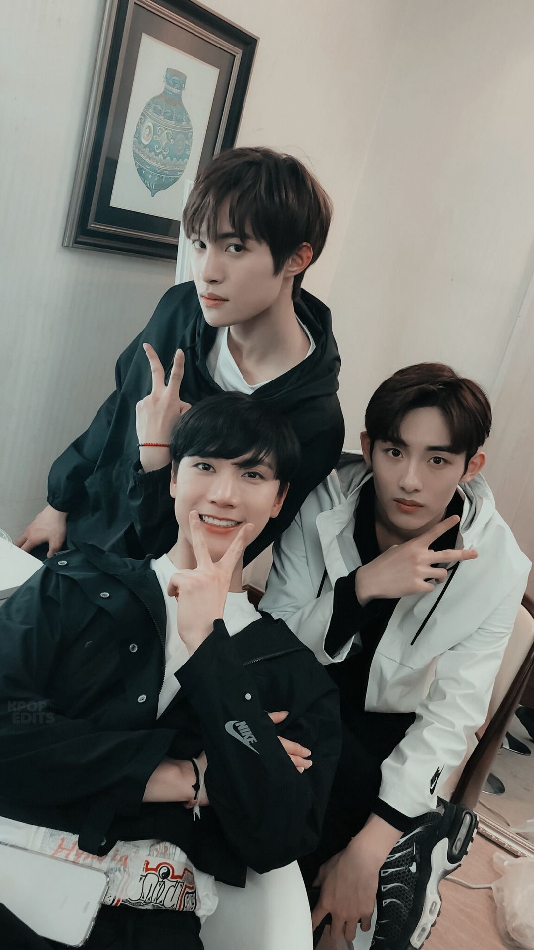 1079x1920   WayV Обои - Лучшие бесплатные фоны WayV - WallpaperAccess