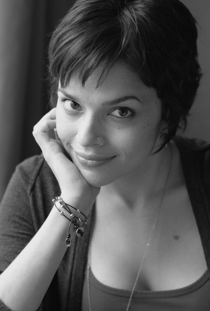 732x1080   Нора Джонс