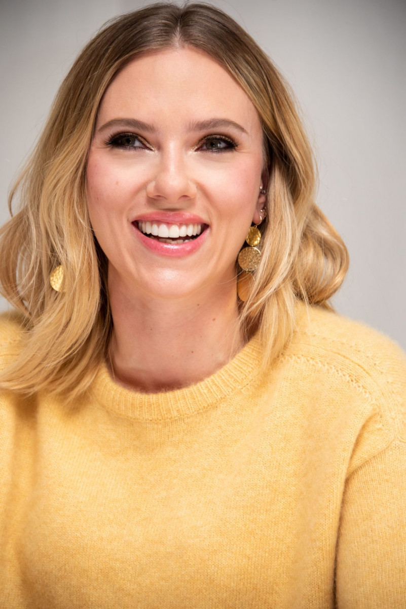 801x1200  Scarlett Johansson фото 2354 из 2980 pics wallpaper - фото # 1187121 - ThePlace2