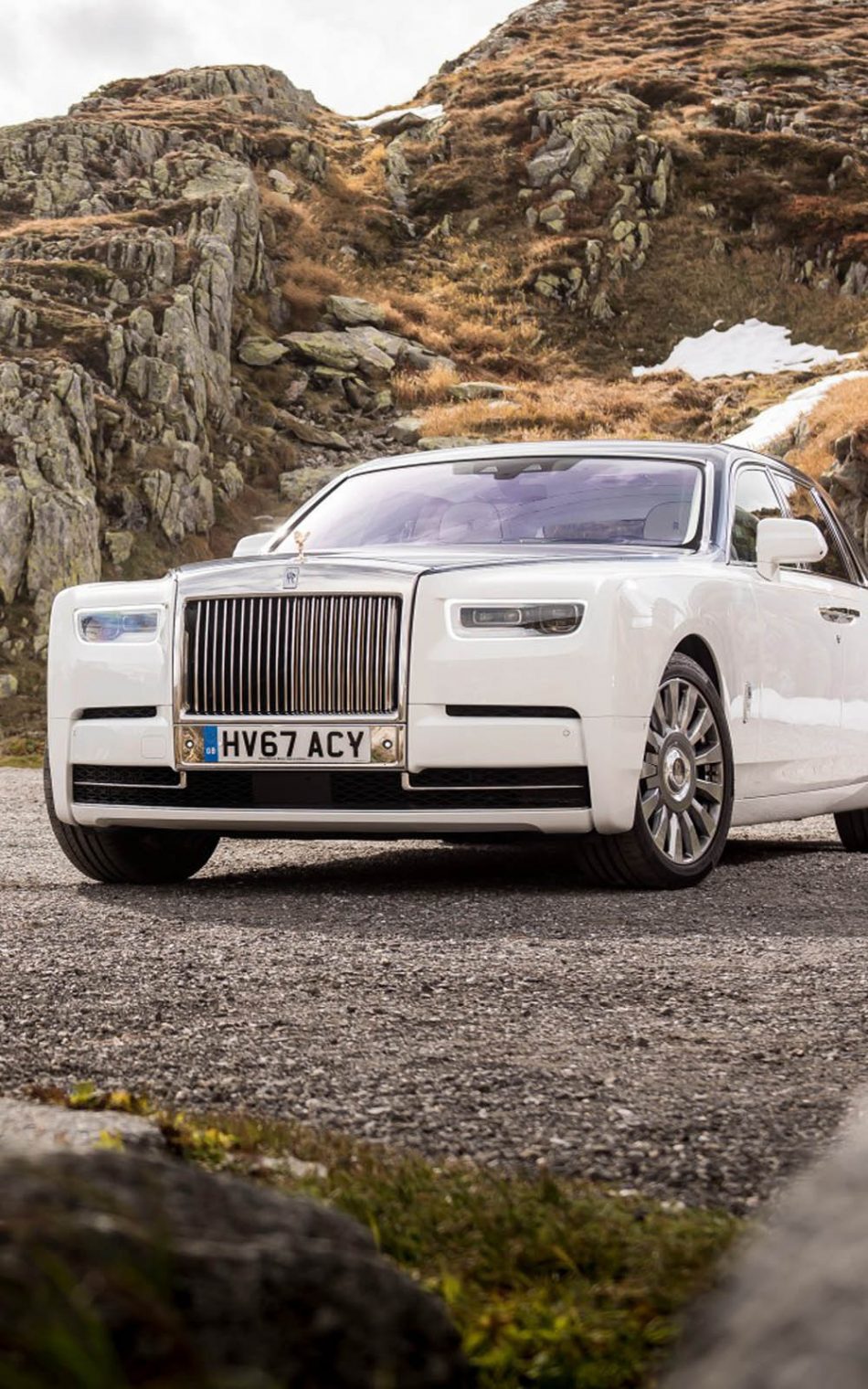 950x1520  Rolls Royce Phantom White Hd Mobile Wallpaper - Rolls Royce Phantom Specs - 950x1520 - Скачать HD обои - WallpaperTip