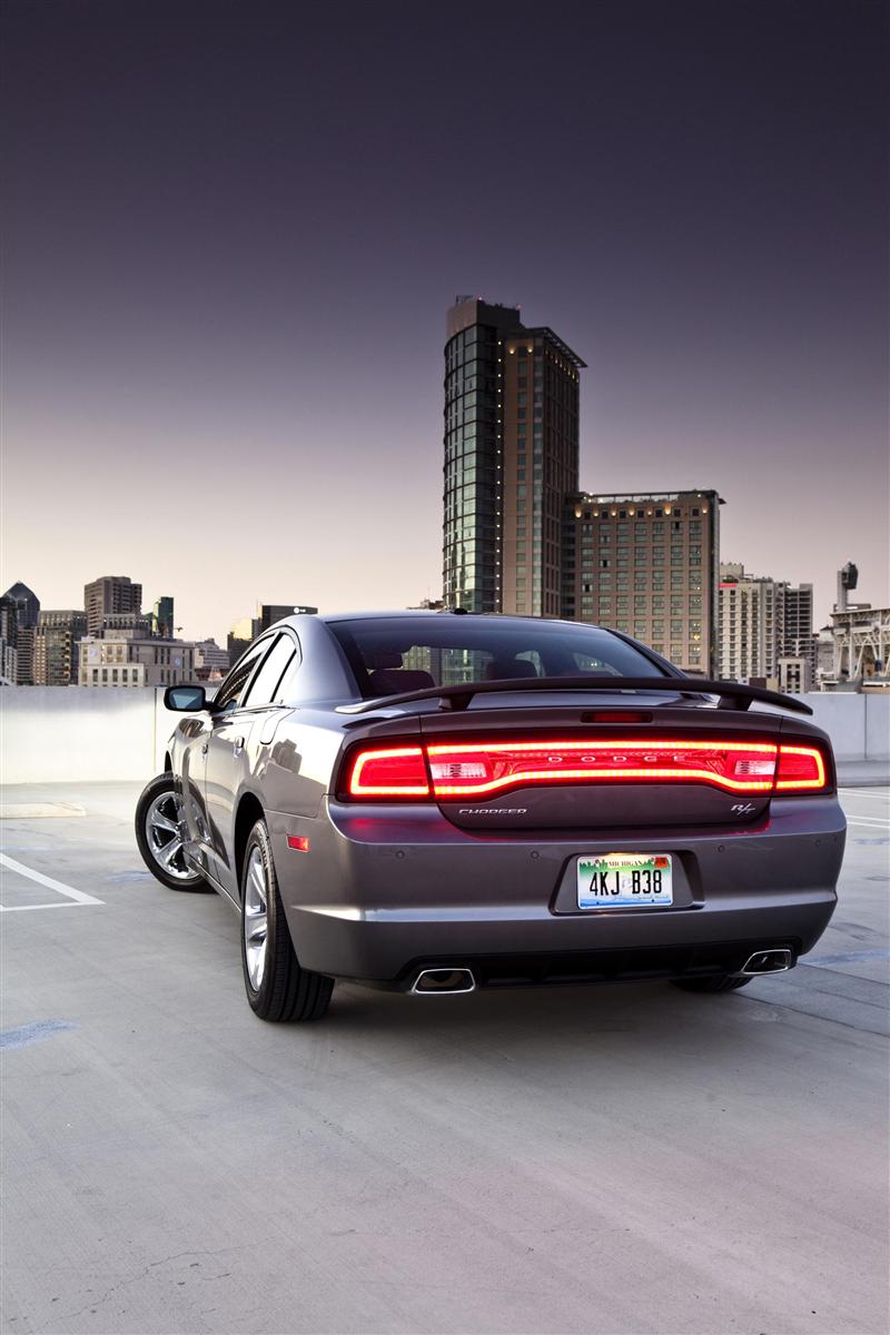 800x1200  2012 Dodge Charger Новости и информация | conceptcarz.com 